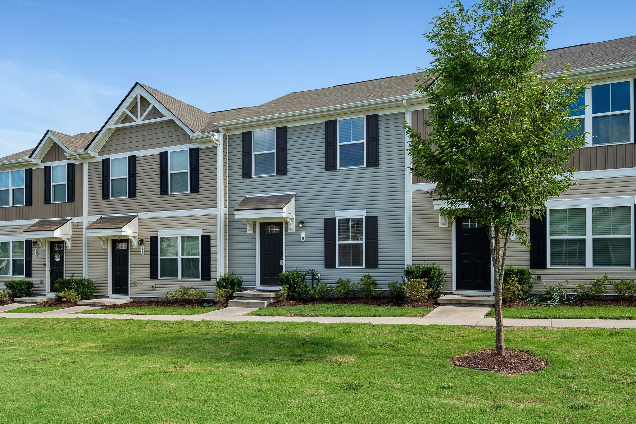2935 Winterberry Dr #10, Nashville, TN 37207