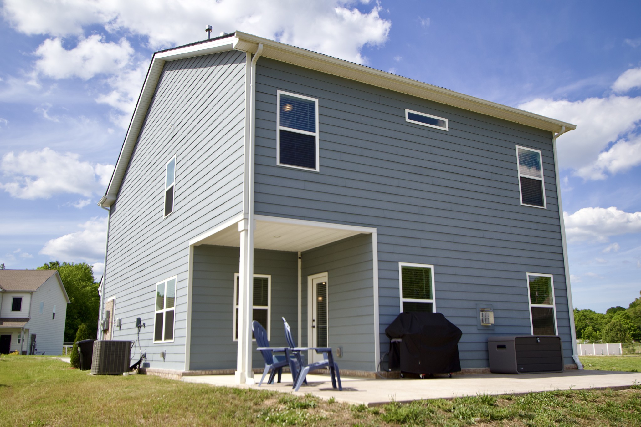 1014 Village Ct, Burns, TN 37029