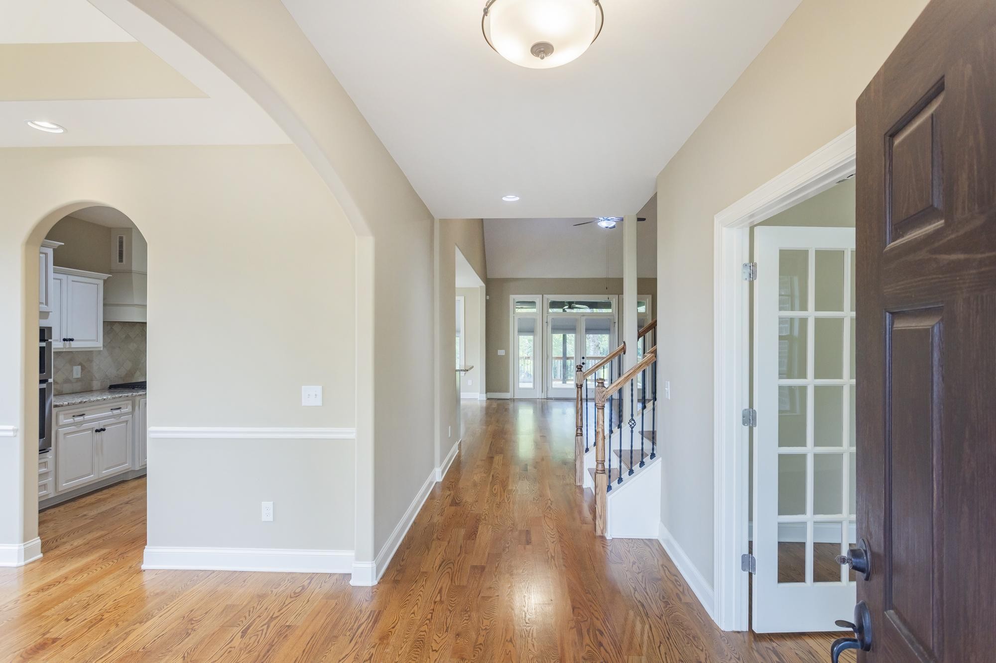 111 Country Hills Dr, Hendersonville, TN 37075