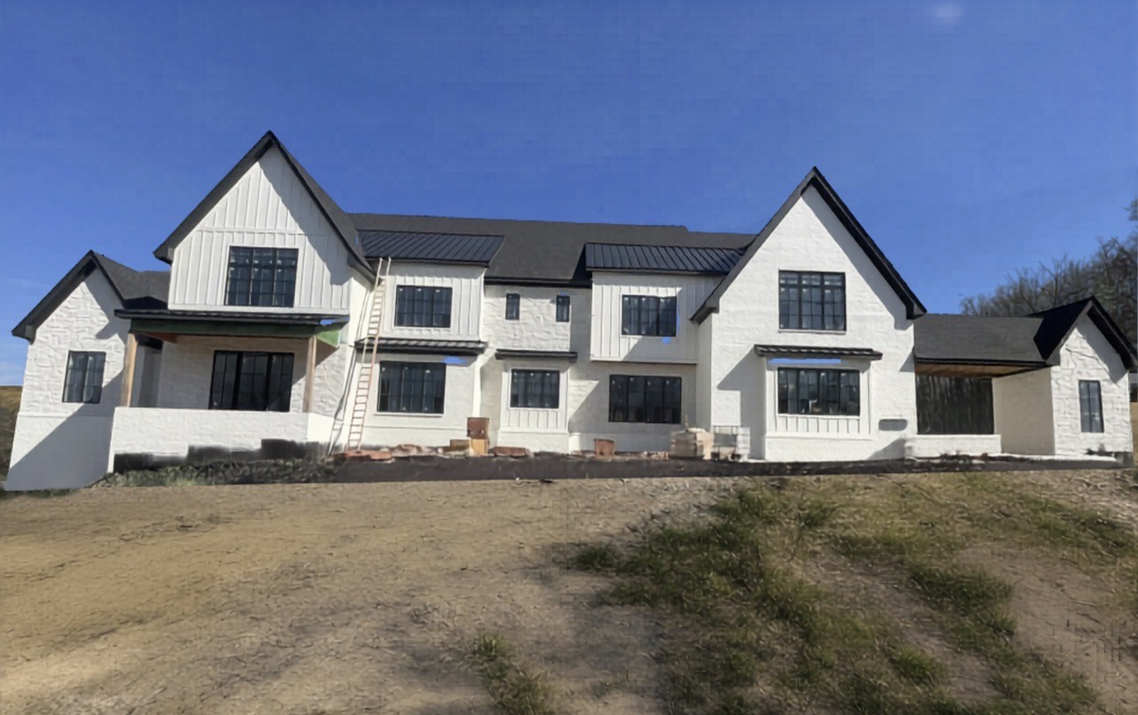 1948 Silver Fox Rd, Thompsons Station, TN 37179