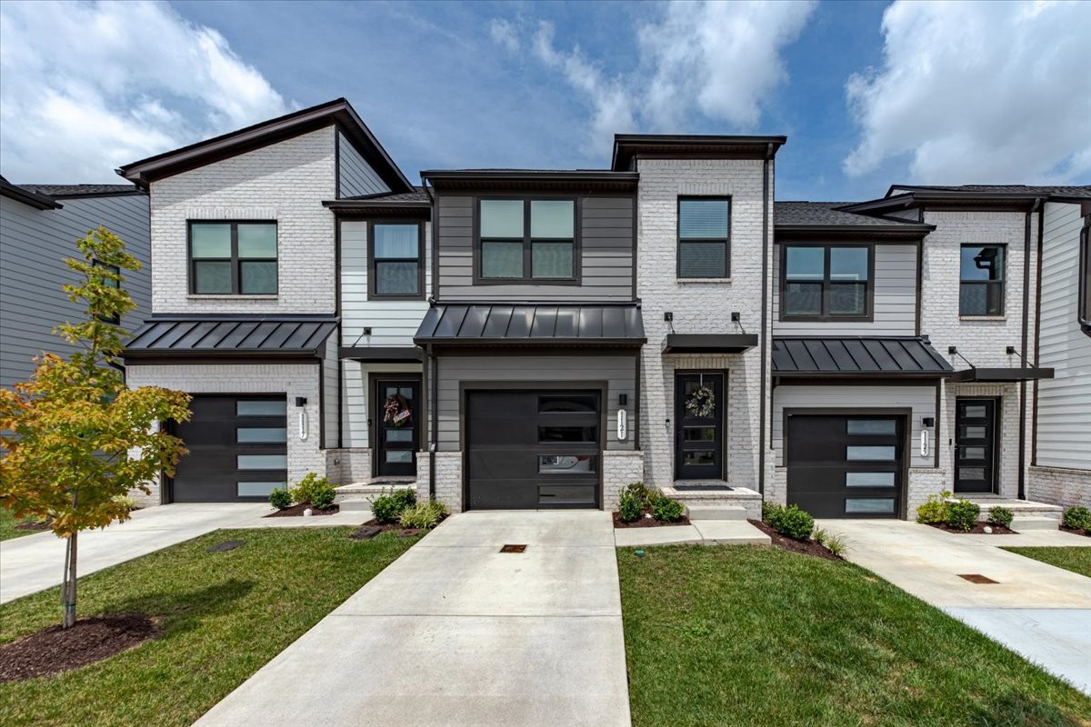 1121 Riverbrook Dr, Gallatin, TN 37066
