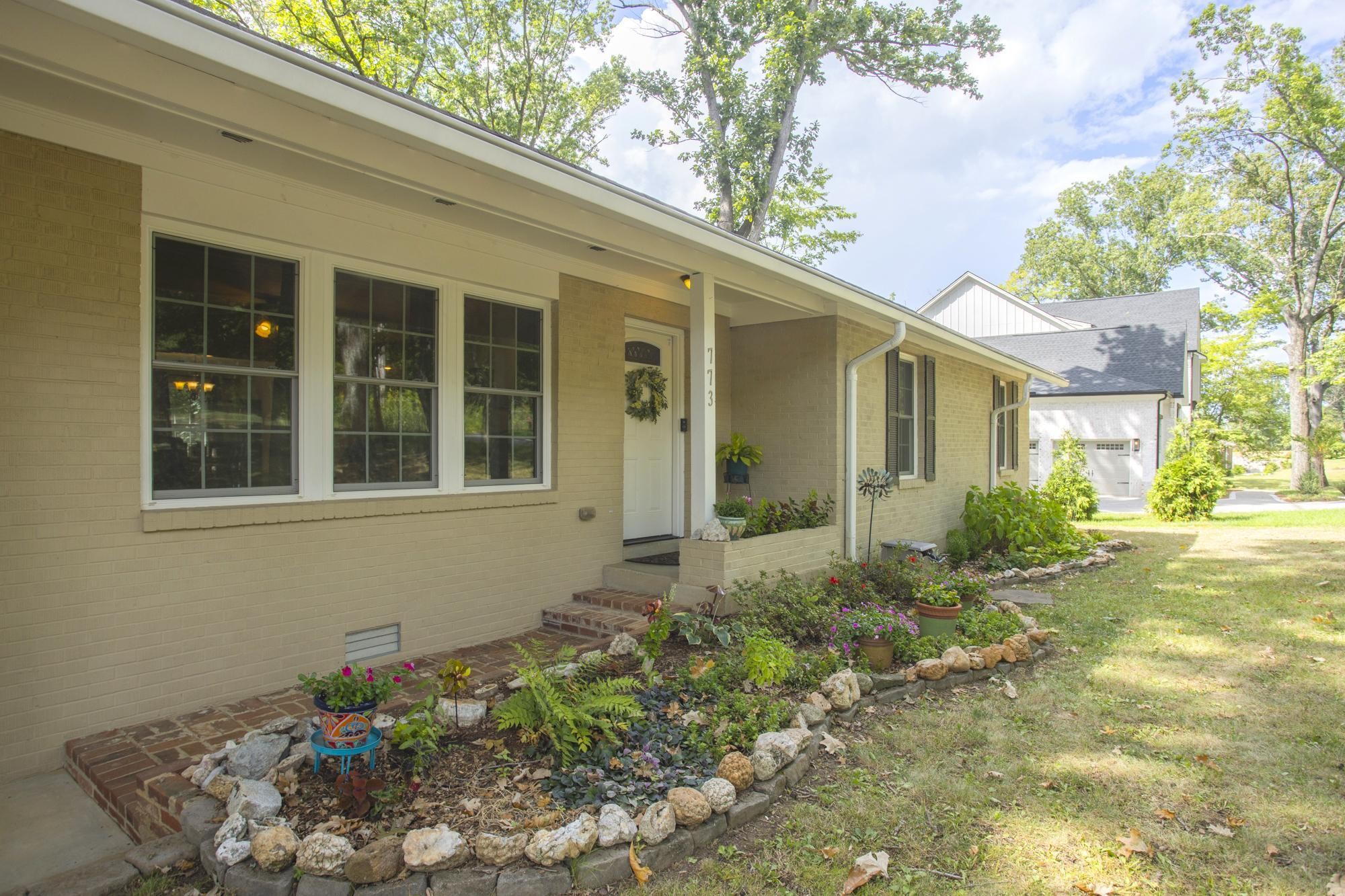 773 Brook Hollow Rd, Nashville, TN 37205