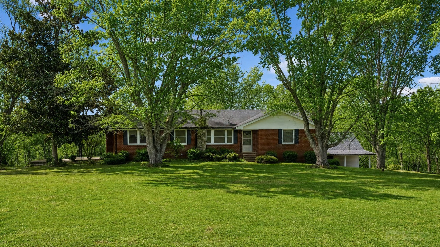 526 W Boiling Springs Rd, Portland, TN 37148