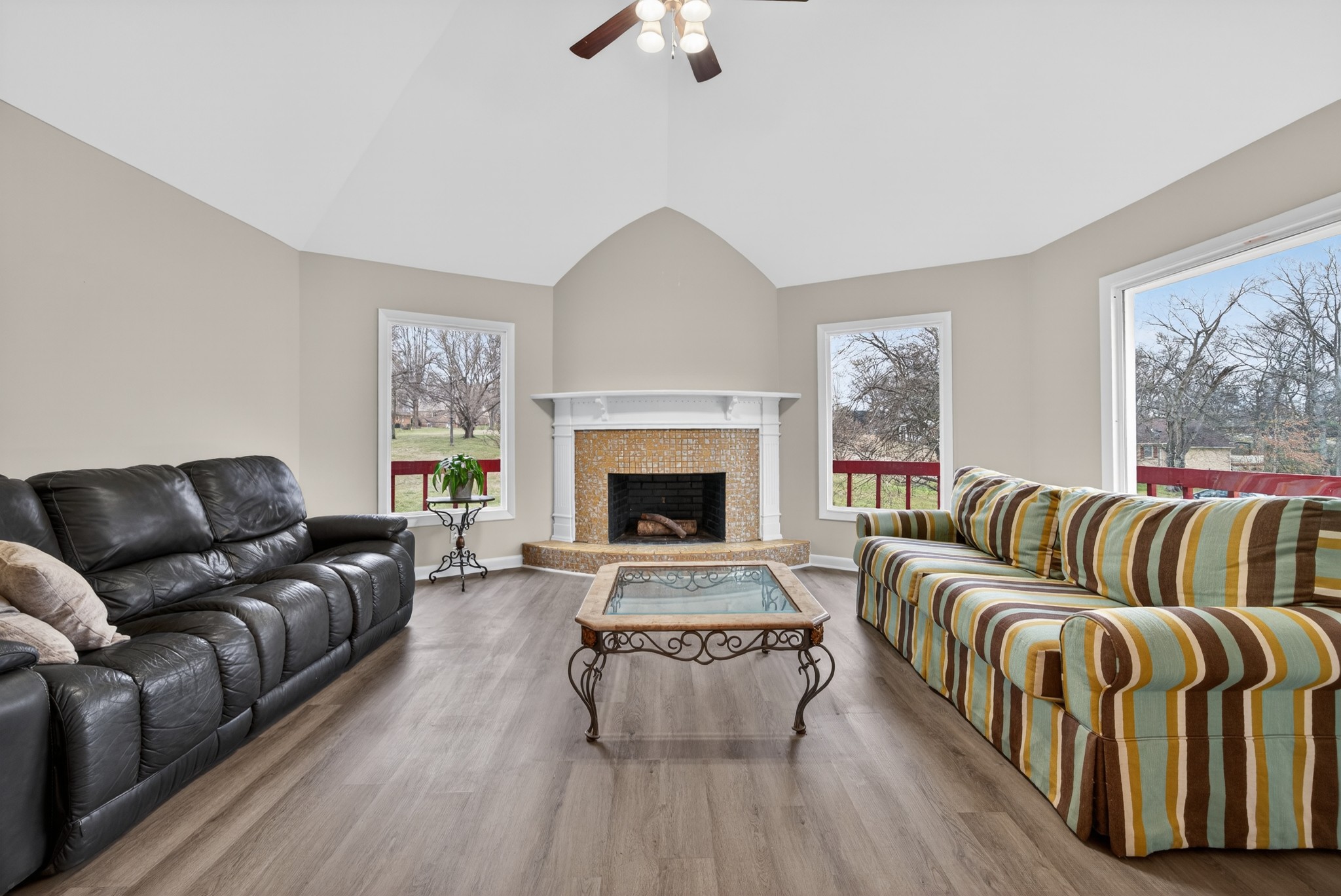 203 Buena Vista Dr, Columbia, TN 38401