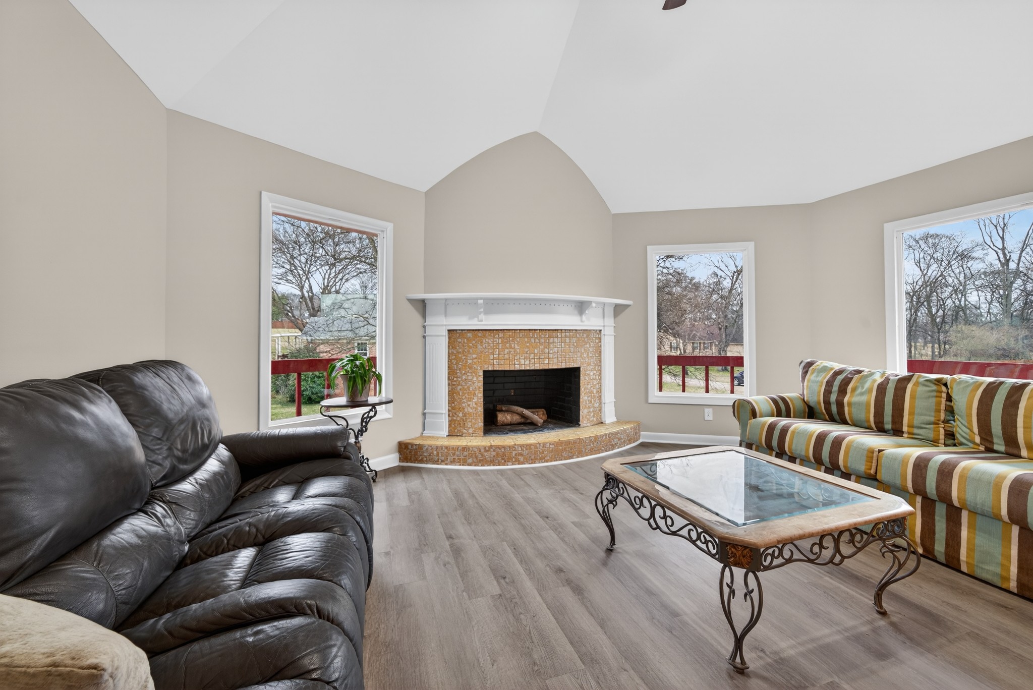 203 Buena Vista Dr, Columbia, TN 38401