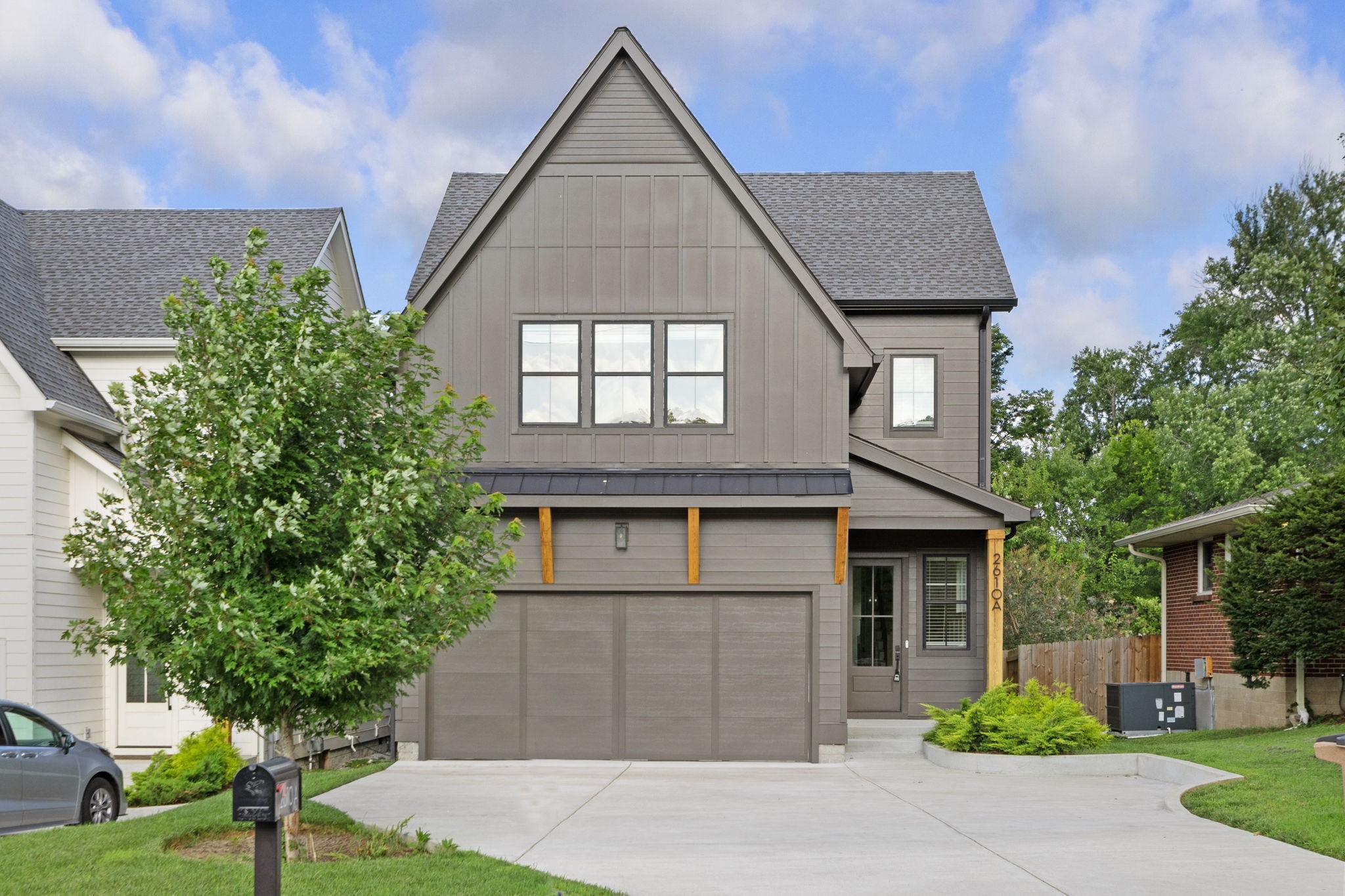 2610A Barclay Dr, Nashville, TN 37206
