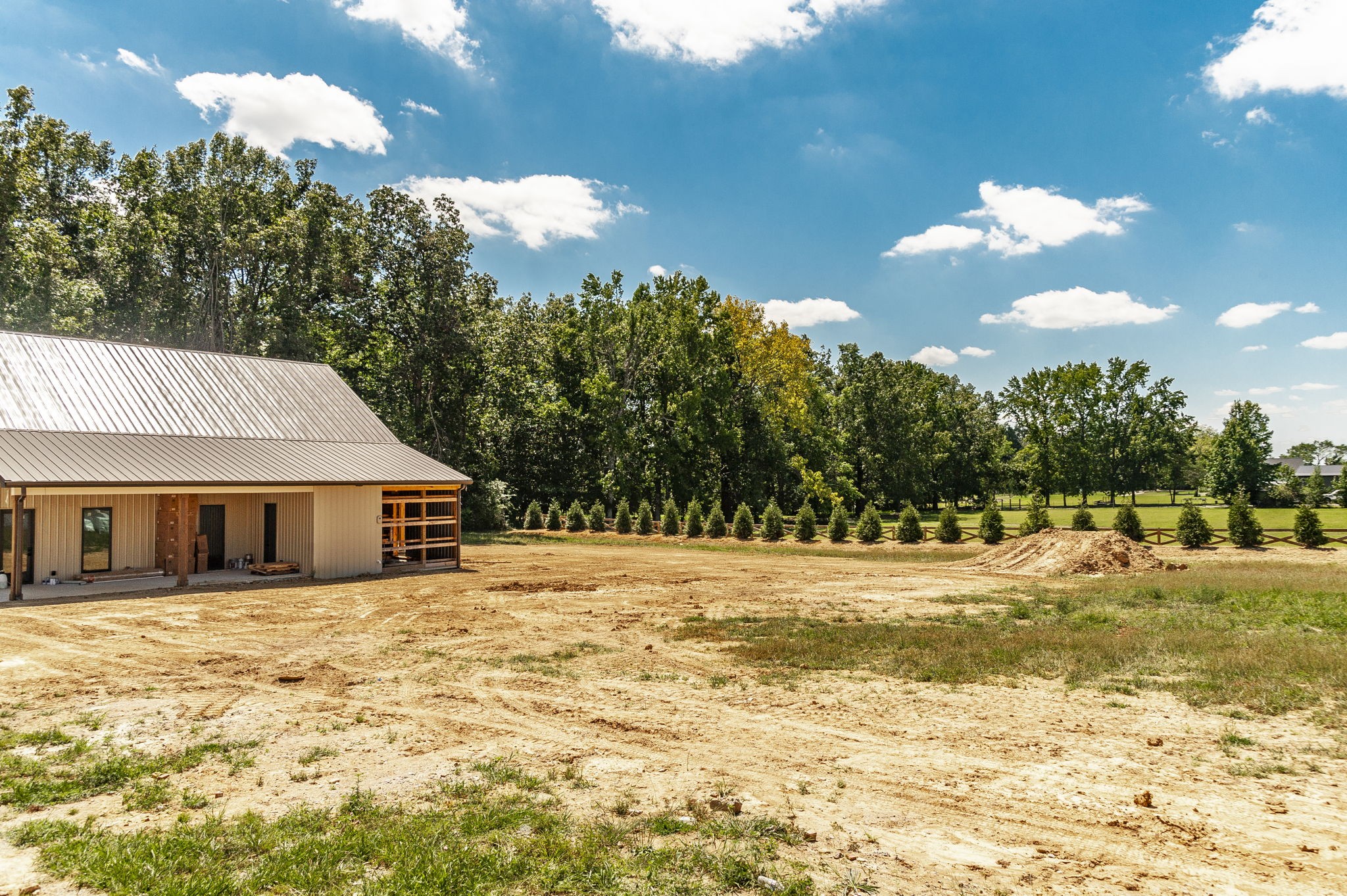 220 Shun Pike, Cottontown, TN 37048