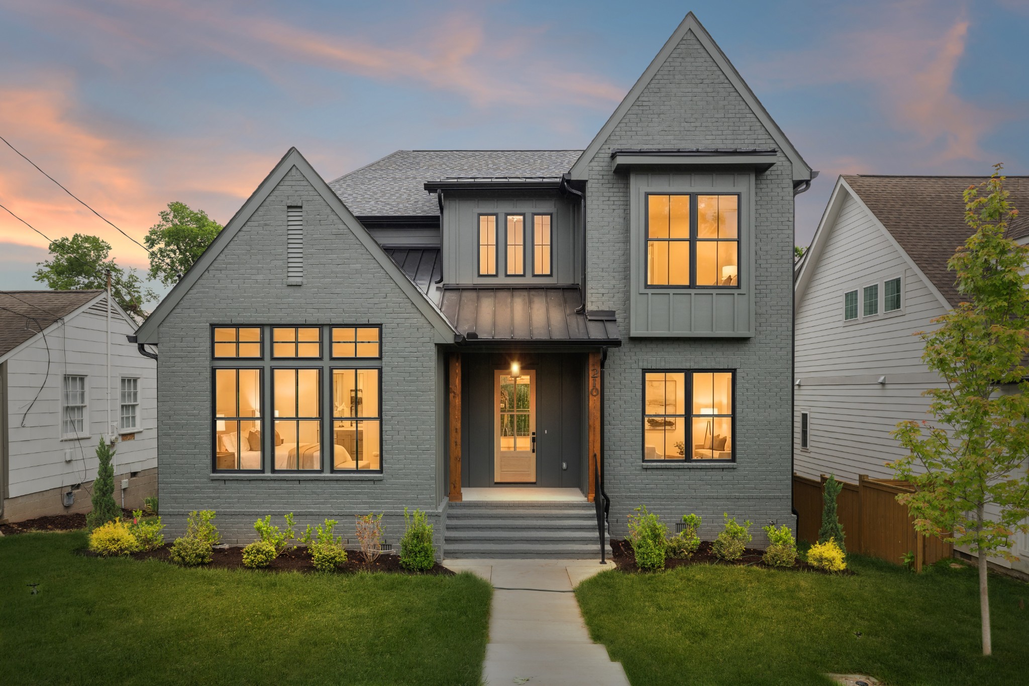 210 Chamberlin St, Nashville, TN 37209