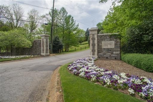 20 Annandale, Nashville, TN 37215