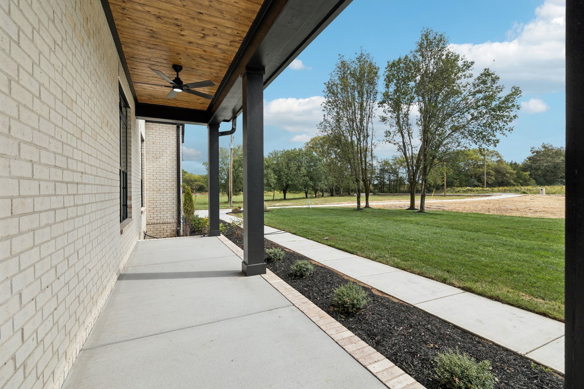 8297 Twelve Corners Rd, Lascassas, TN 37085