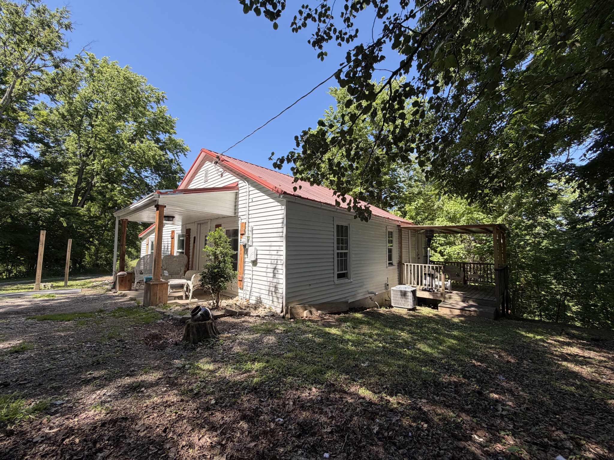 2 Wilma Ln, Chestnut Mound, TN 38552