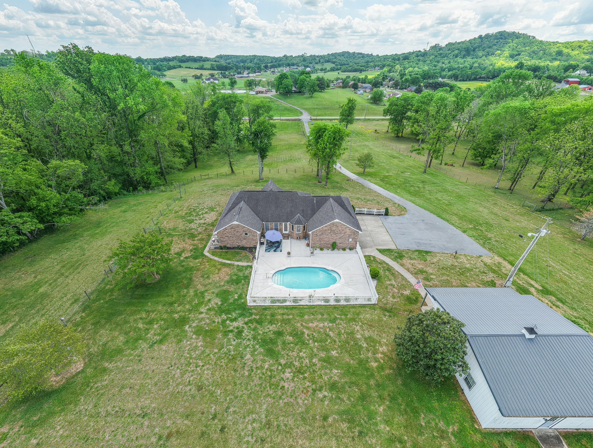 590 Allisona Rd, Eagleville, TN 37060