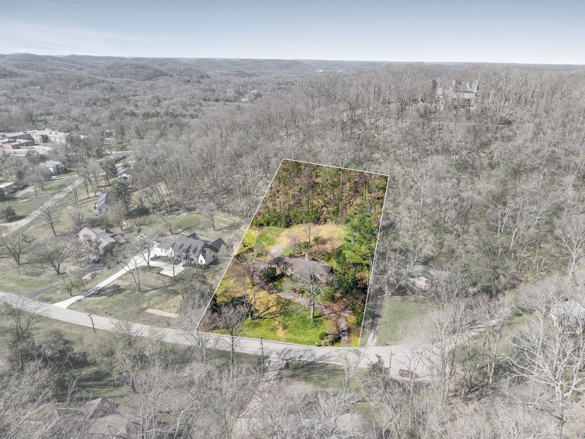 2009 Otter Valley Ln, Nashville, TN 37215