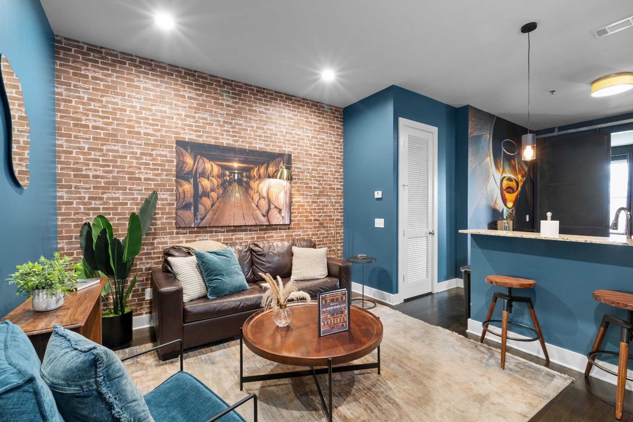 210 30th Ave N #312, Nashville, TN 37203