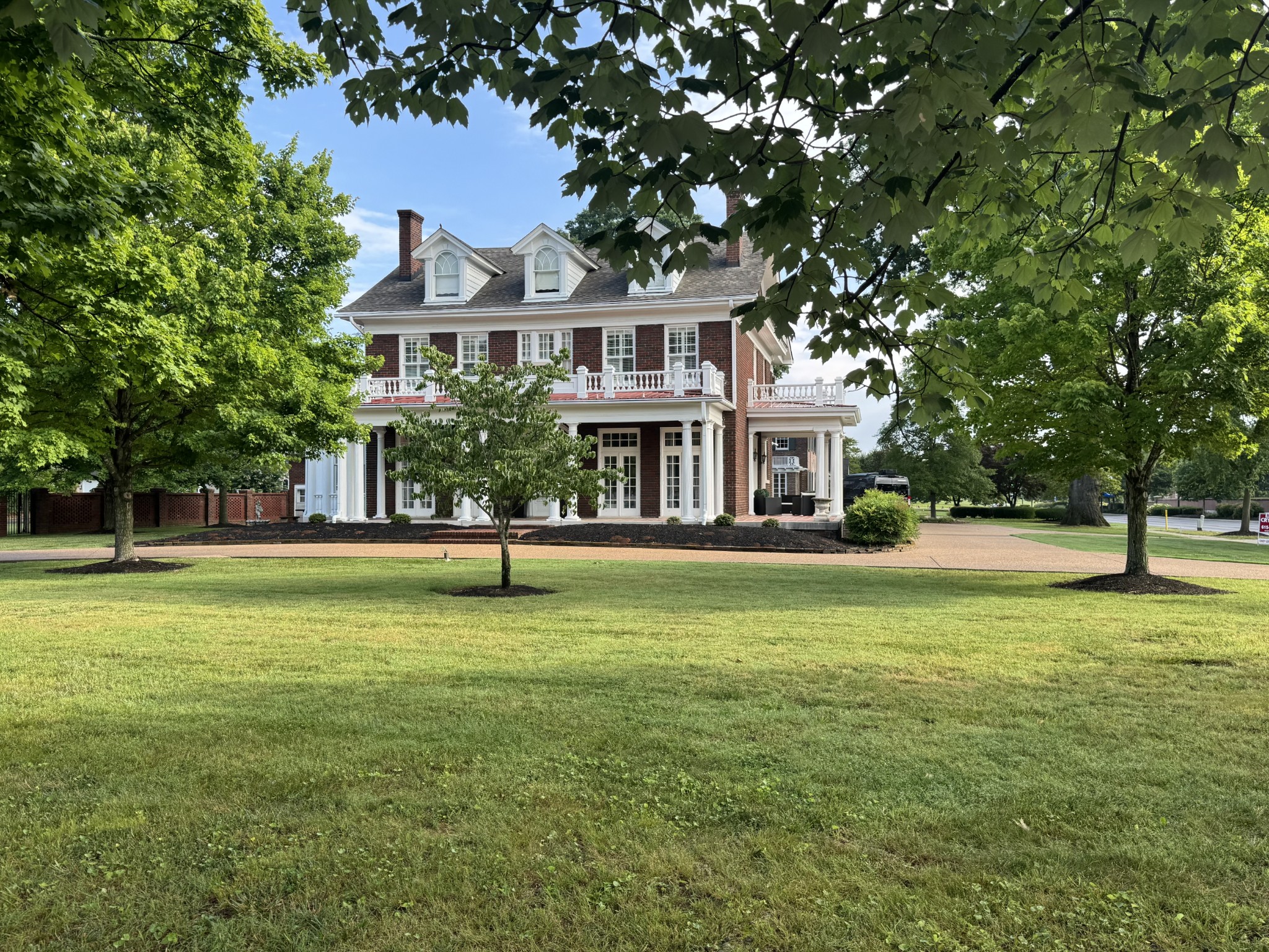 1153 E Main St, Murfreesboro, TN 37130