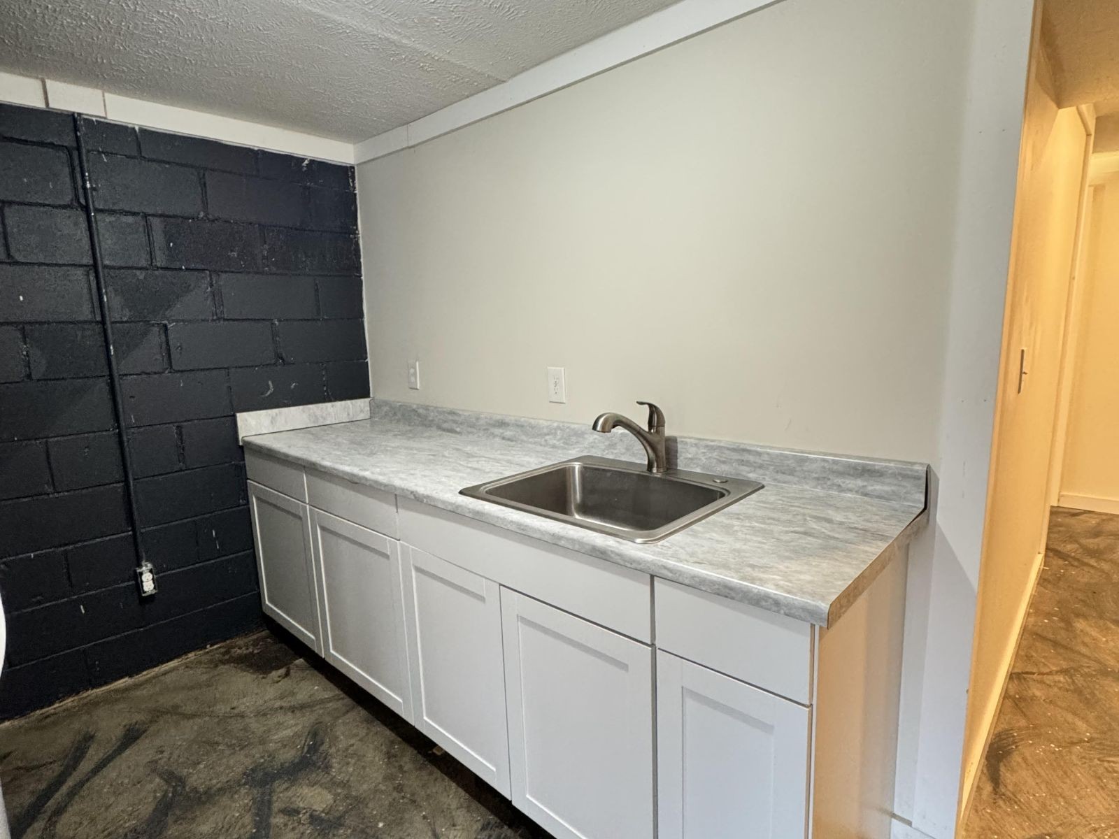618 Debbie Dr, Hermitage, TN 37076