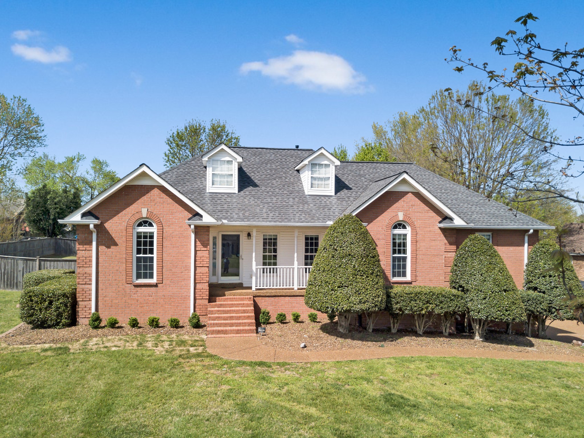 204 Hickory Trl, White House, TN 37188