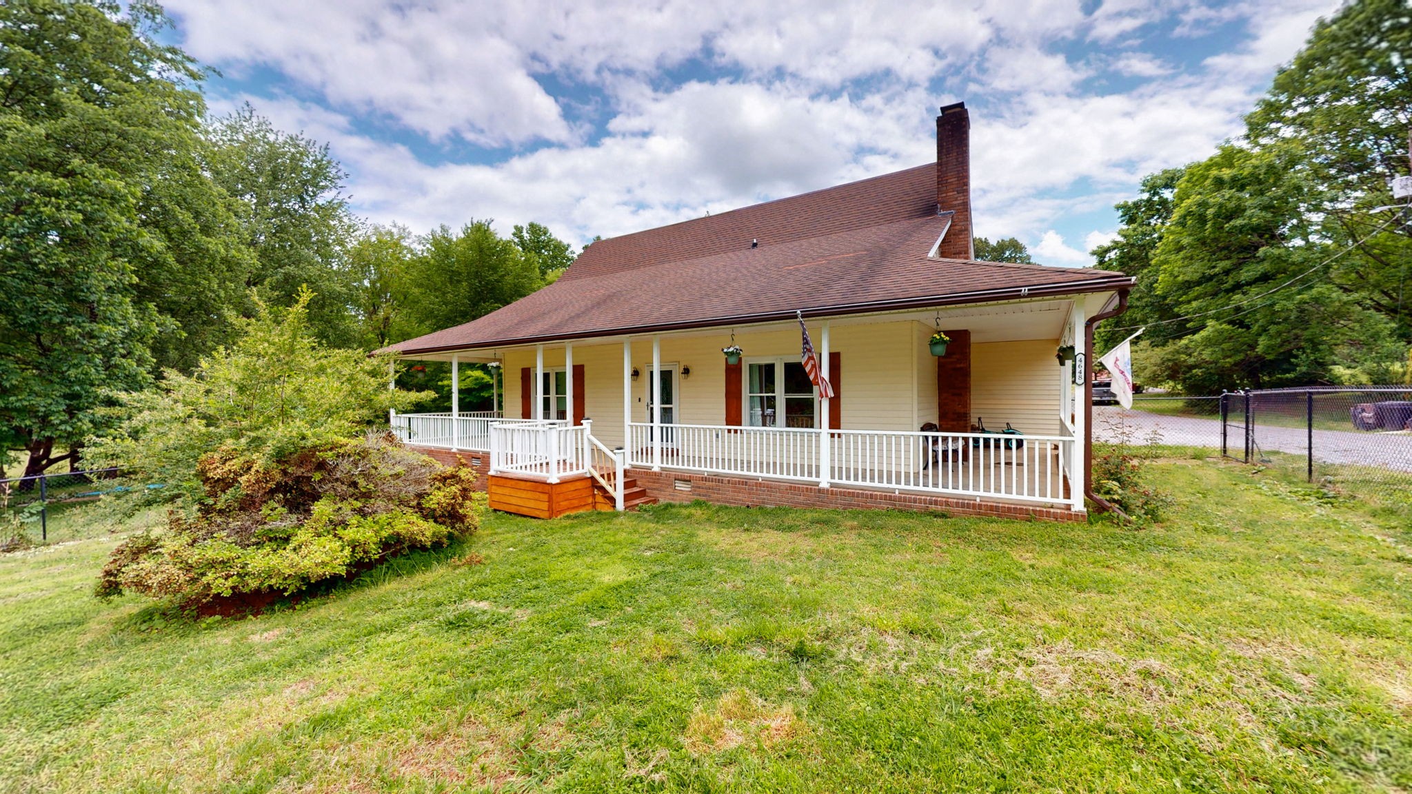 4648 31 Hwy W, Cottontown, TN 37048