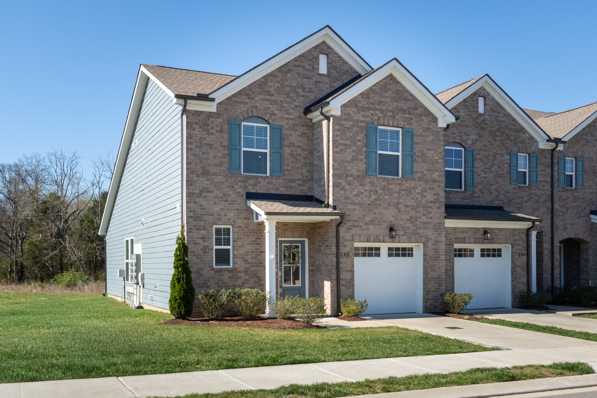 521 Medwyk Dr, Lebanon, TN 37090