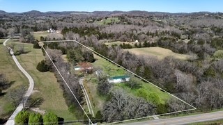 6790 Flat Creek Rd, College Grove, TN 37046