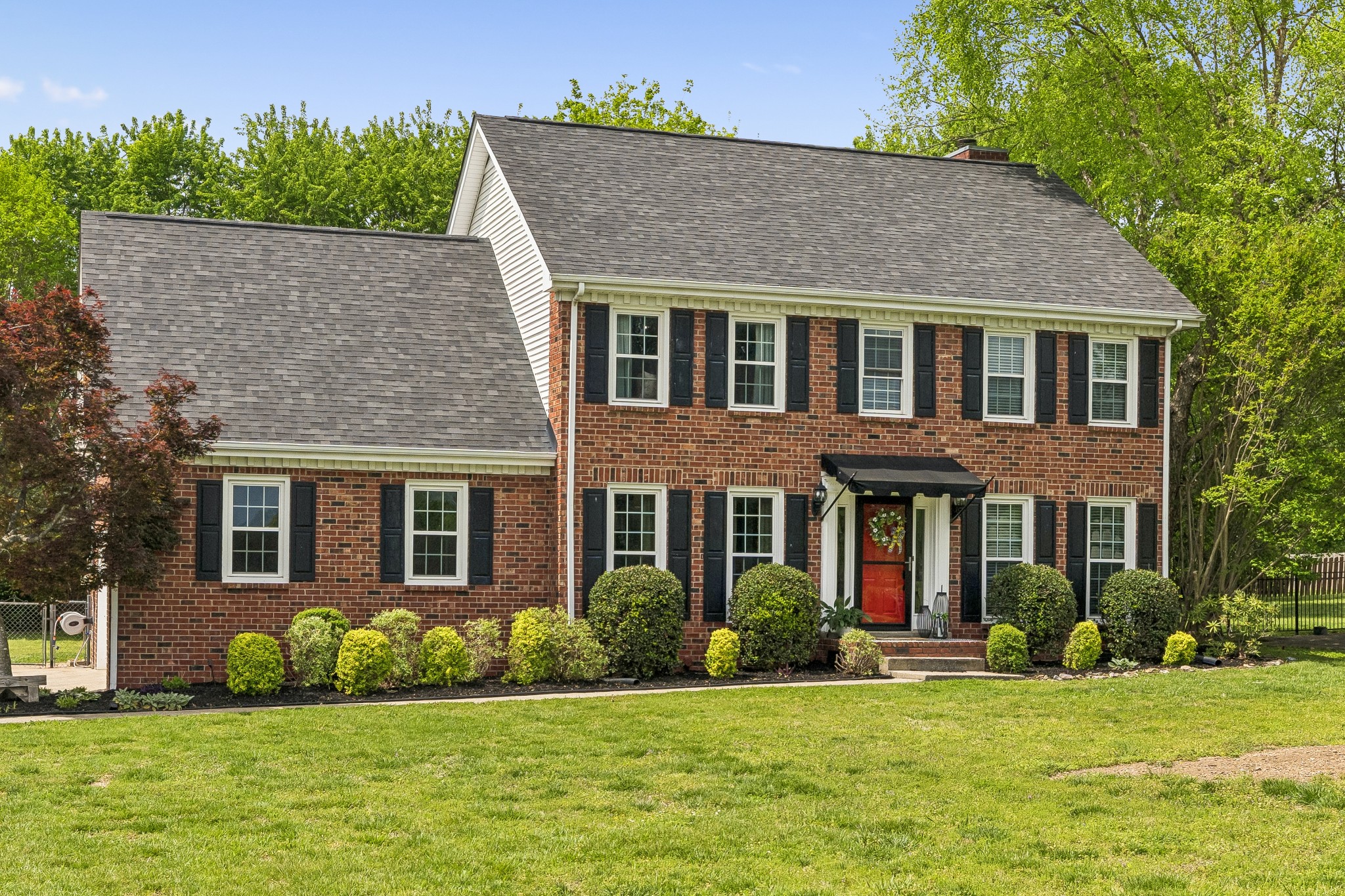 2884 Cages Bend Rd, Gallatin, TN 37066
