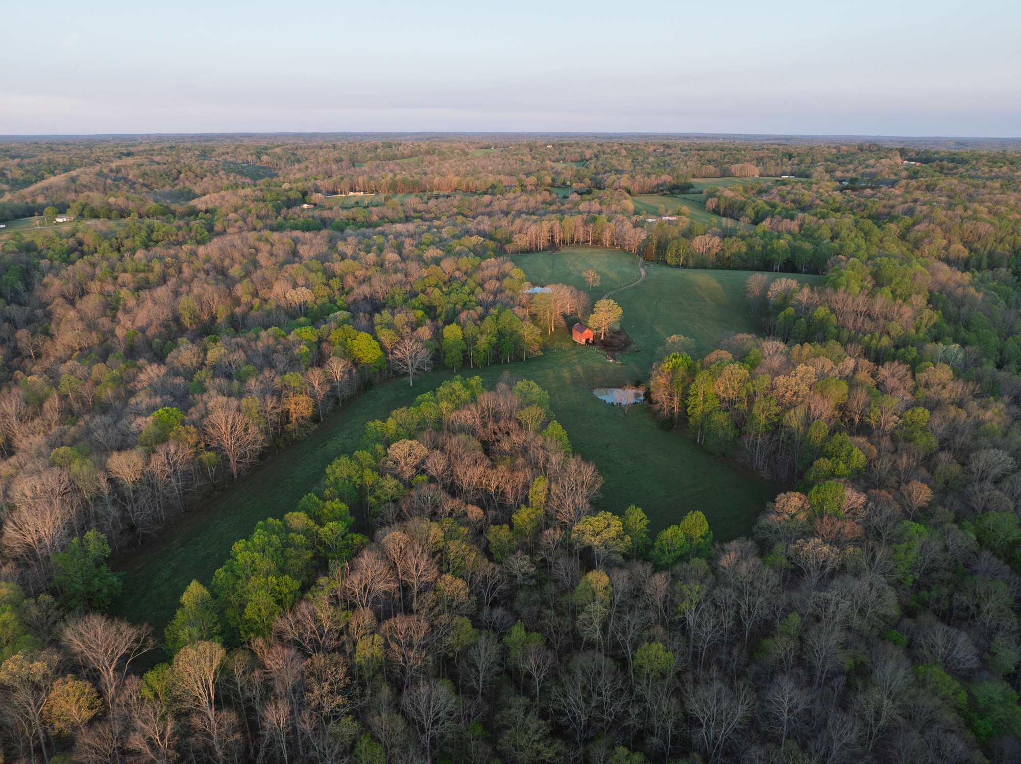 801 Collier Bend Rd, Charlotte, TN 37036
