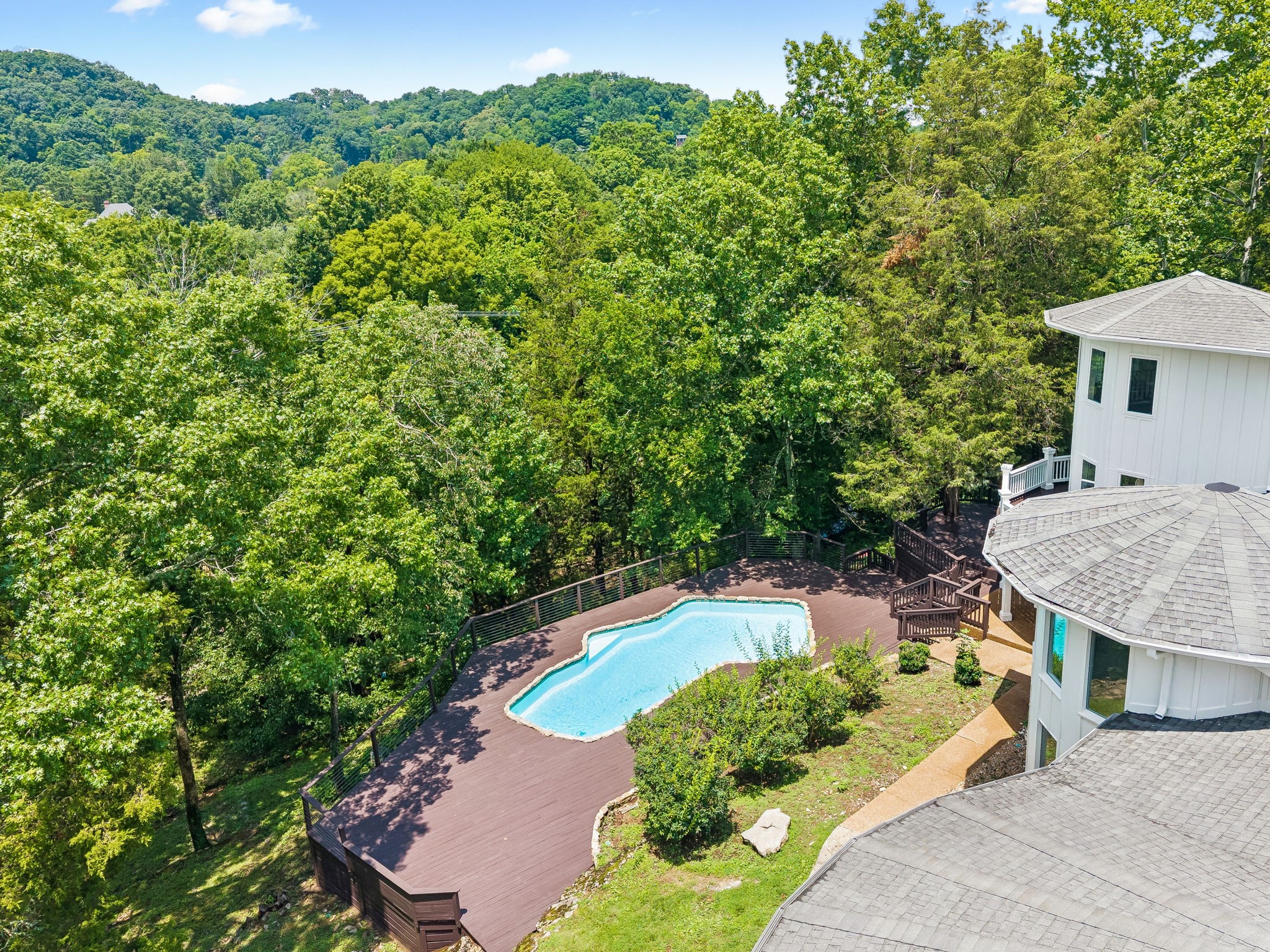 1619 Otter Creek Rd, Nashville, TN 37215