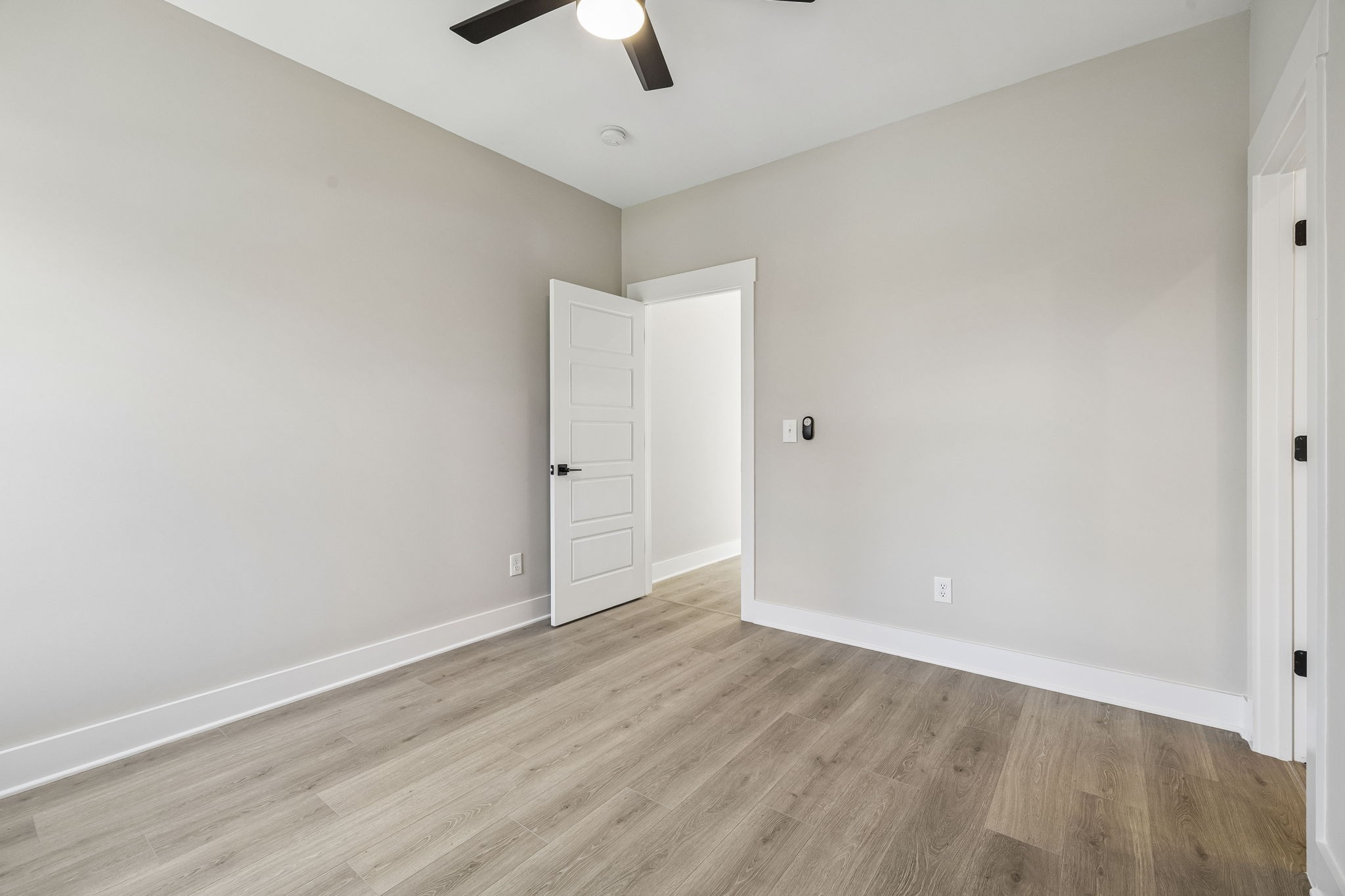 2210 18th Ave N, Nashville, TN 37208