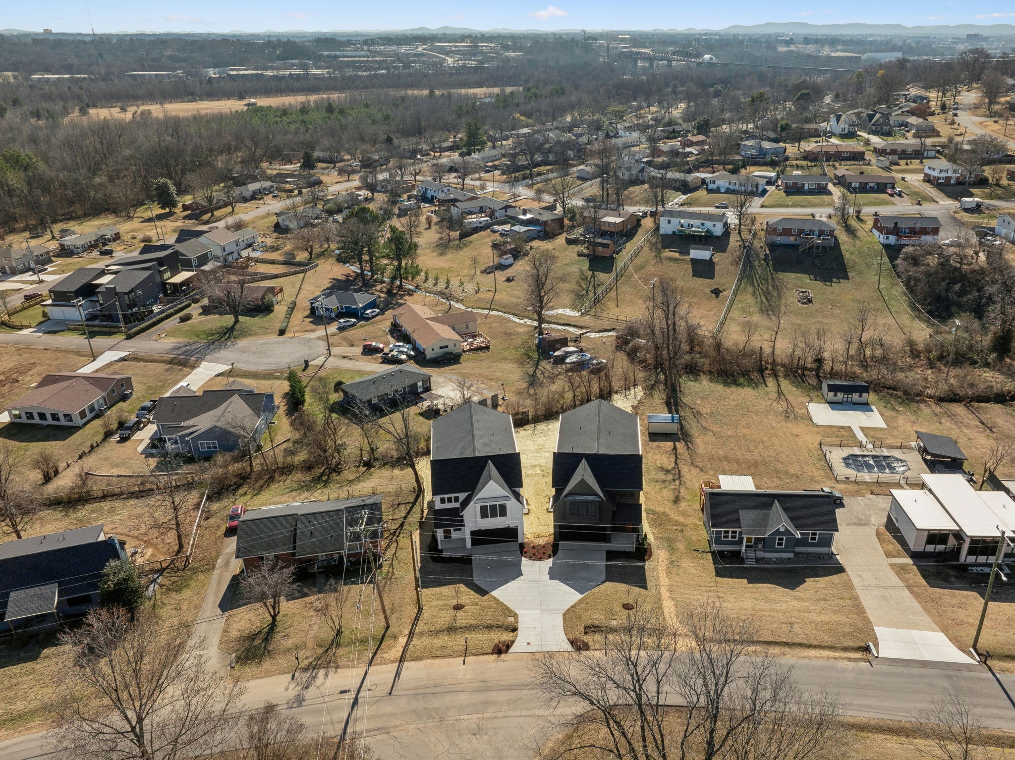 2426 Brittany Dr, Nashville, TN 37206