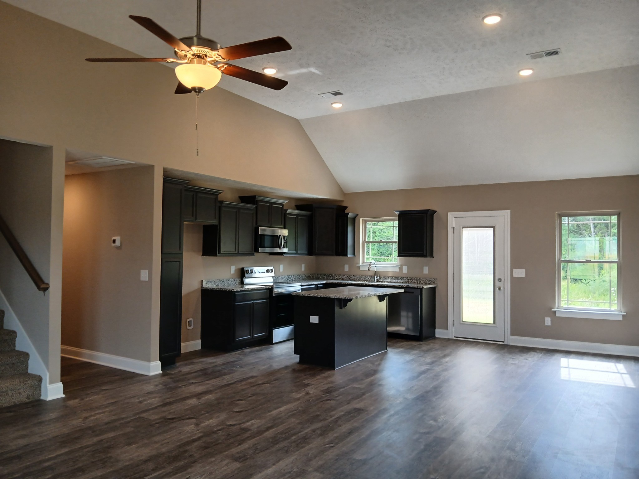 3017 Upstream Rd, Christiana, TN 37037