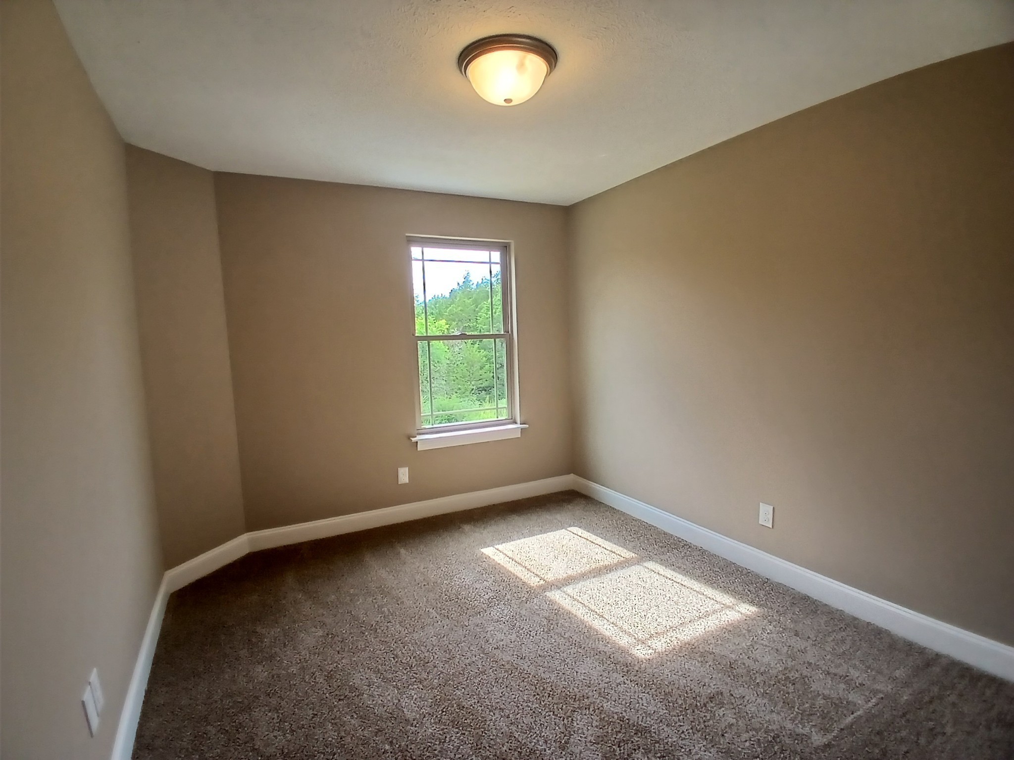3017 Upstream Rd, Christiana, TN 37037