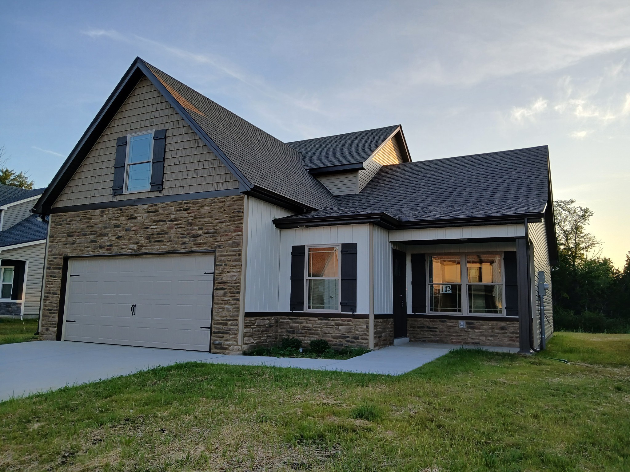 3017 Upstream Rd, Christiana, TN 37037