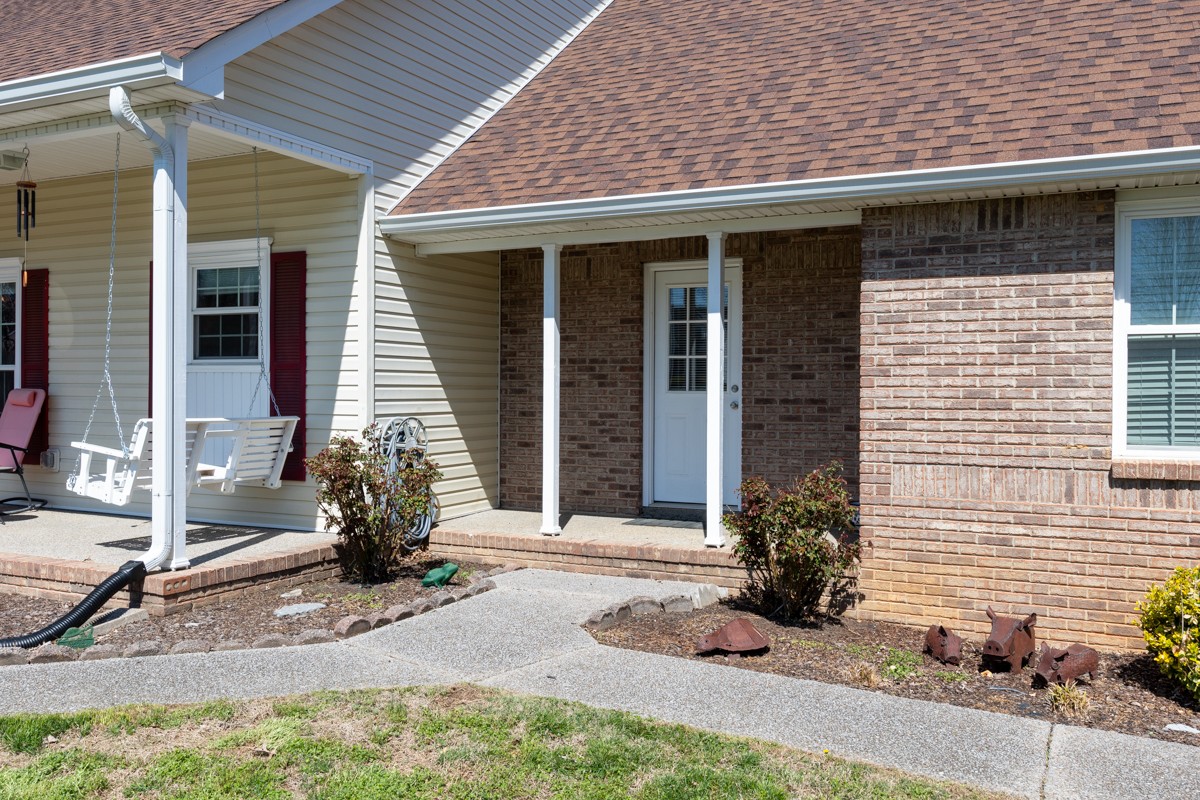 503 Cedar Brook Dr, White House, TN 37188