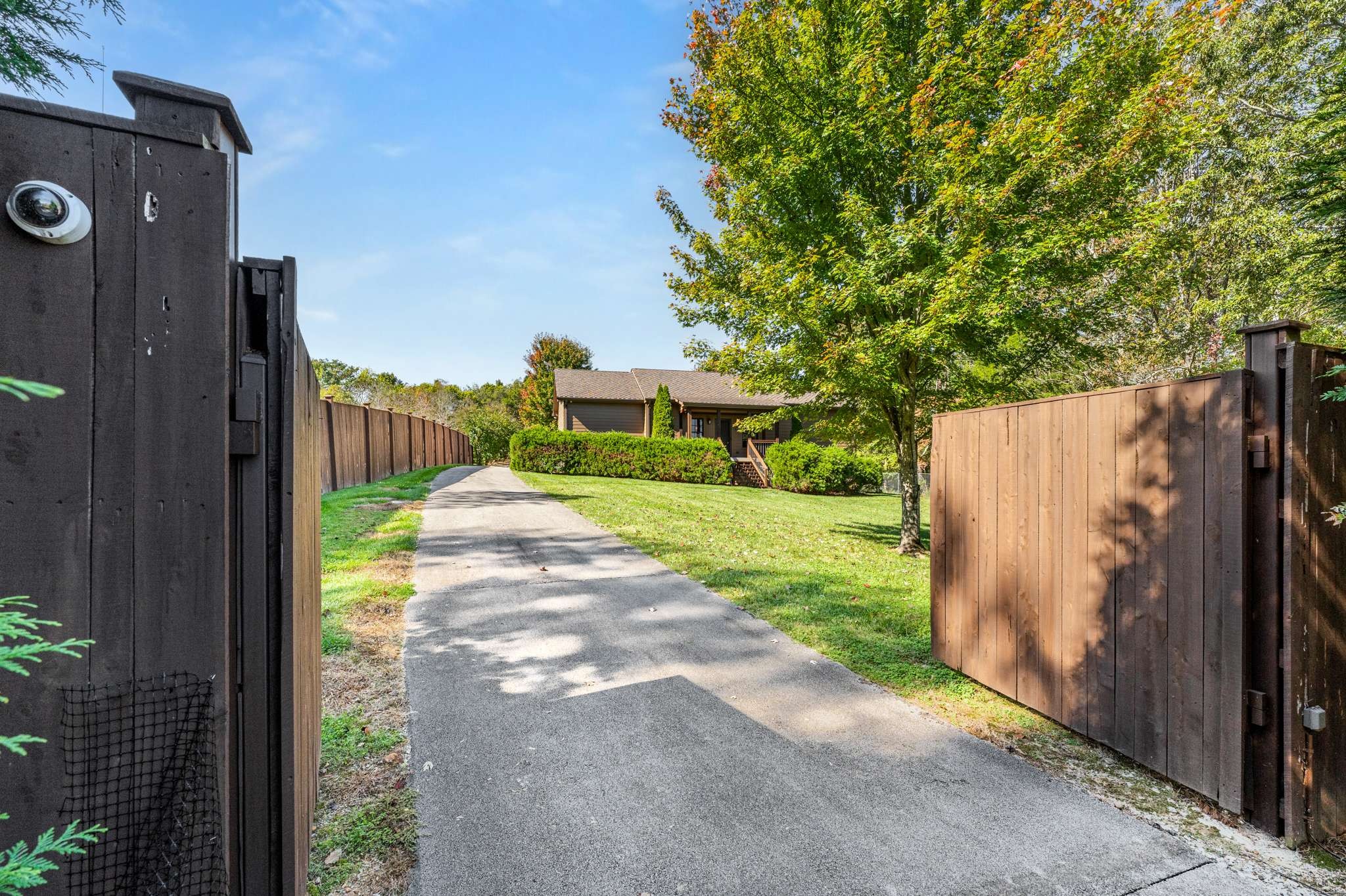 1257 Harris Hollow Rd, Charlotte, TN 37036