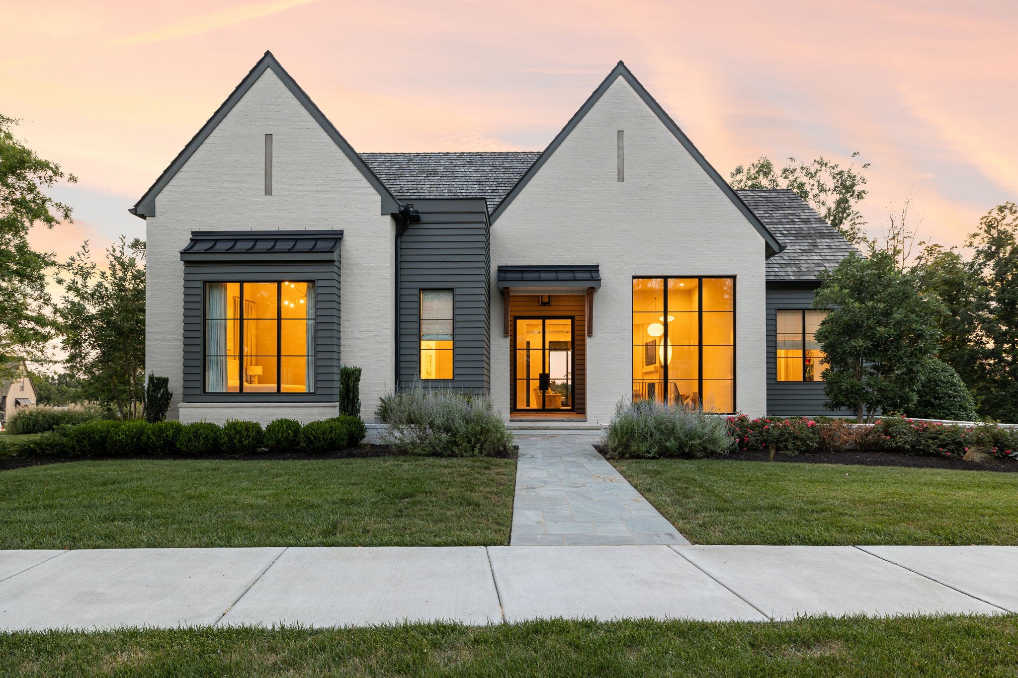 7338 Harlow Dr, College Grove, TN 37046