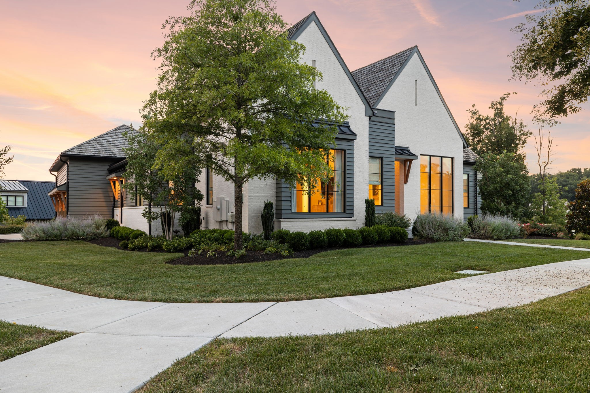 7338 Harlow Dr, College Grove, TN 37046