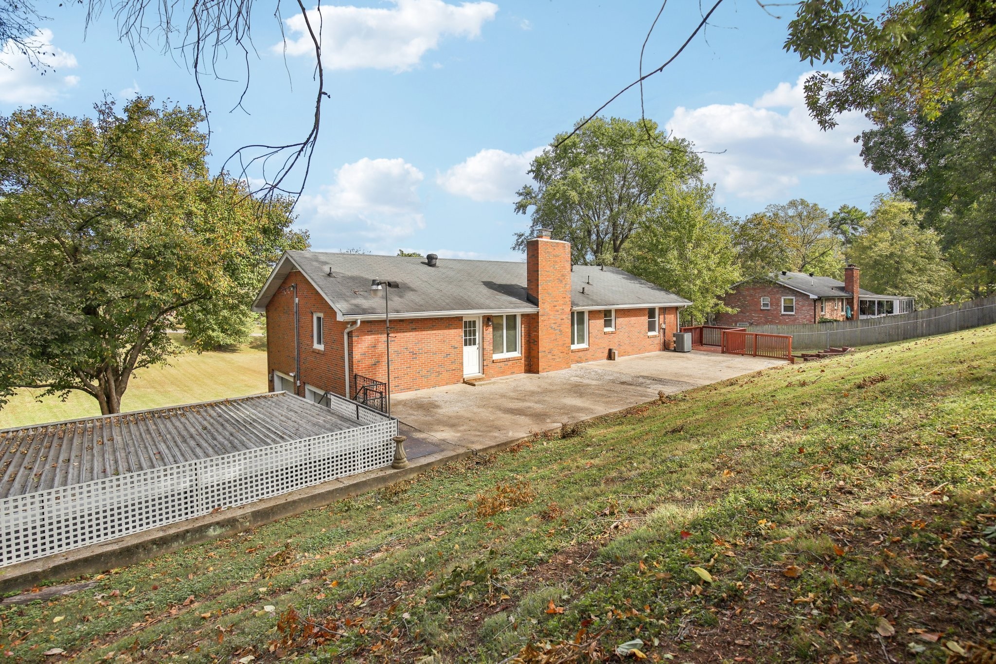 2411 Cloverdale Rd, Nashville, TN 37214