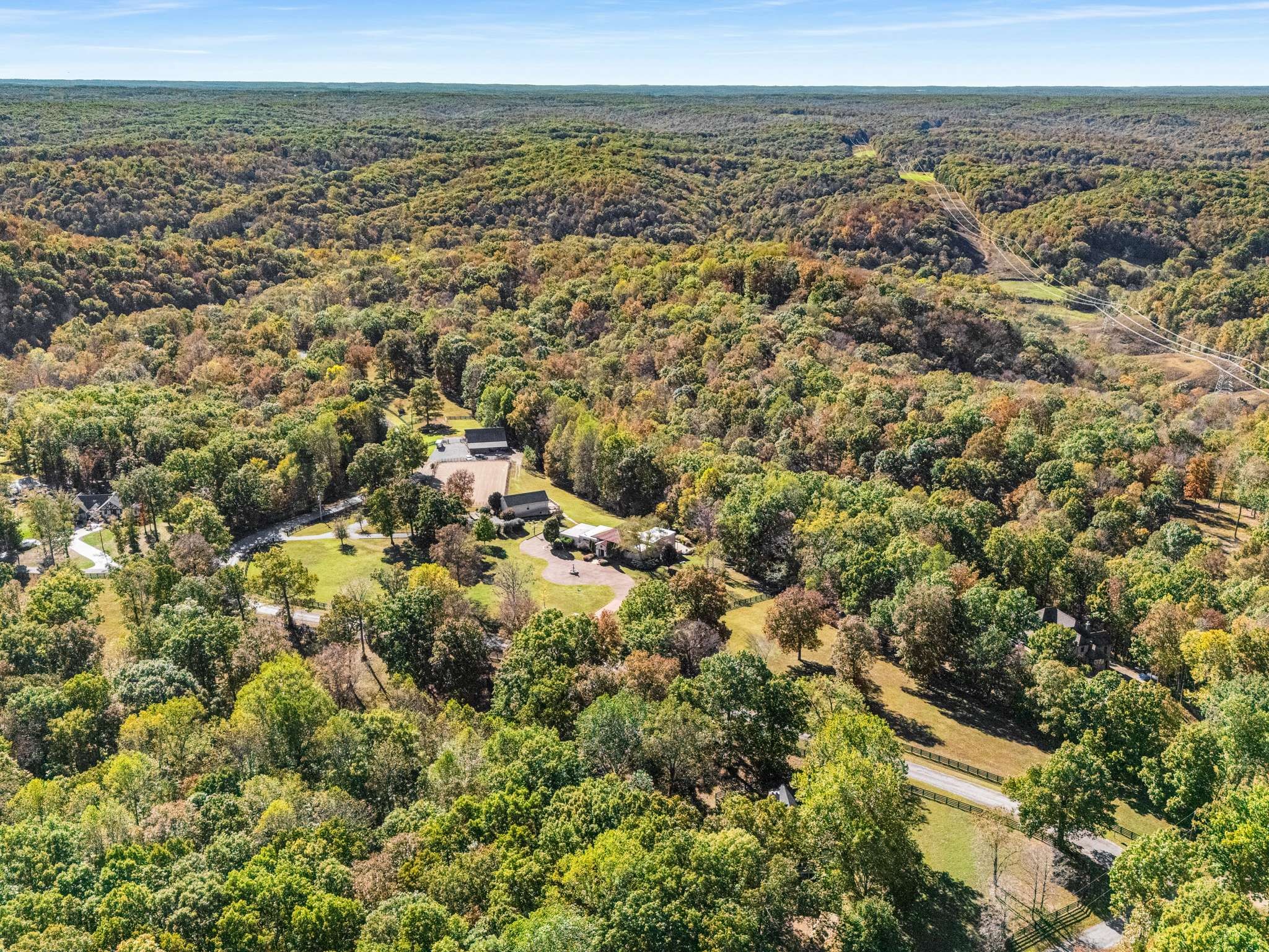 1032 Forest Dr, Kingston Springs, TN 37082