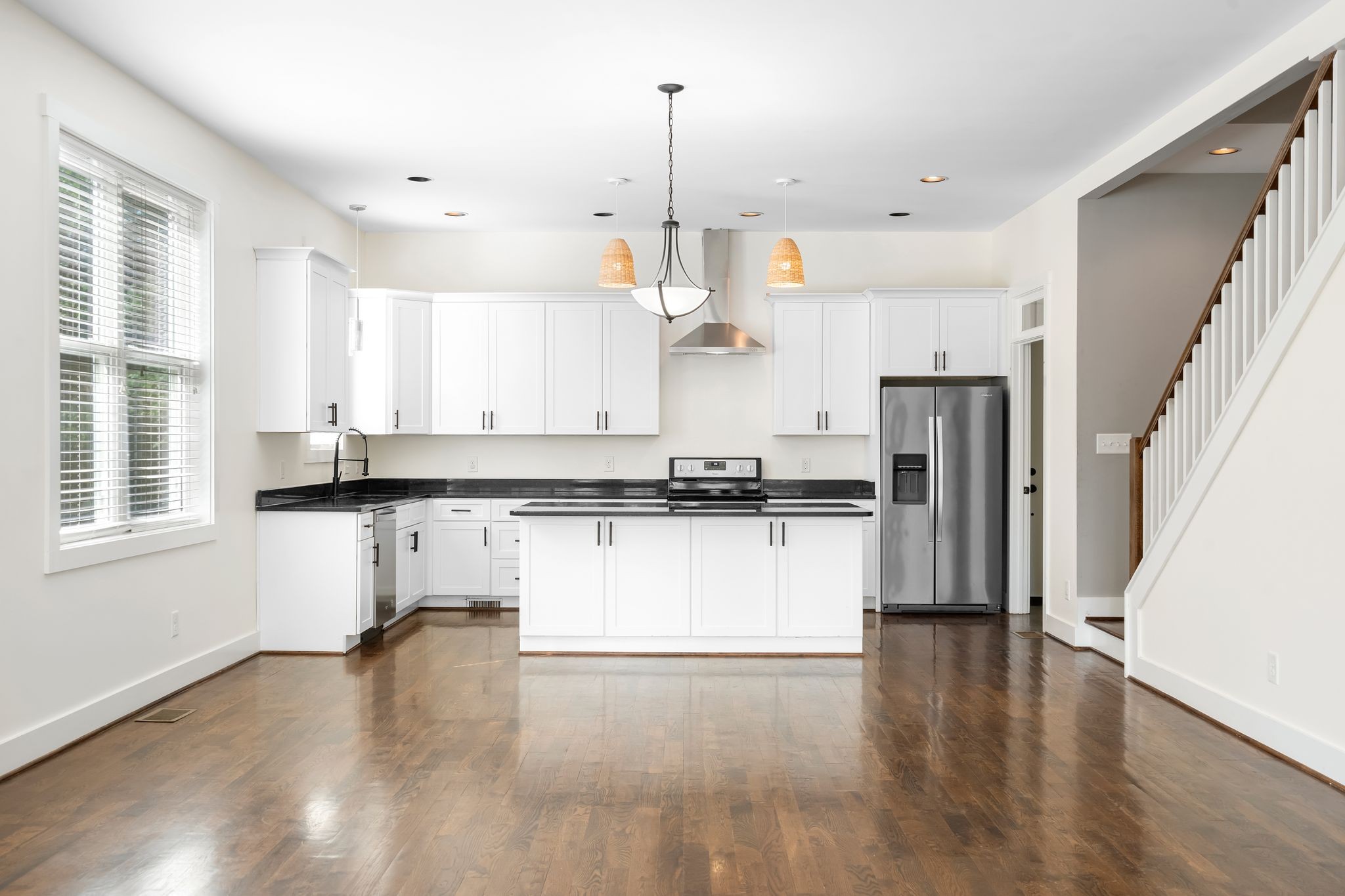 2129 Wooddale Ln, Nashville, TN 37214