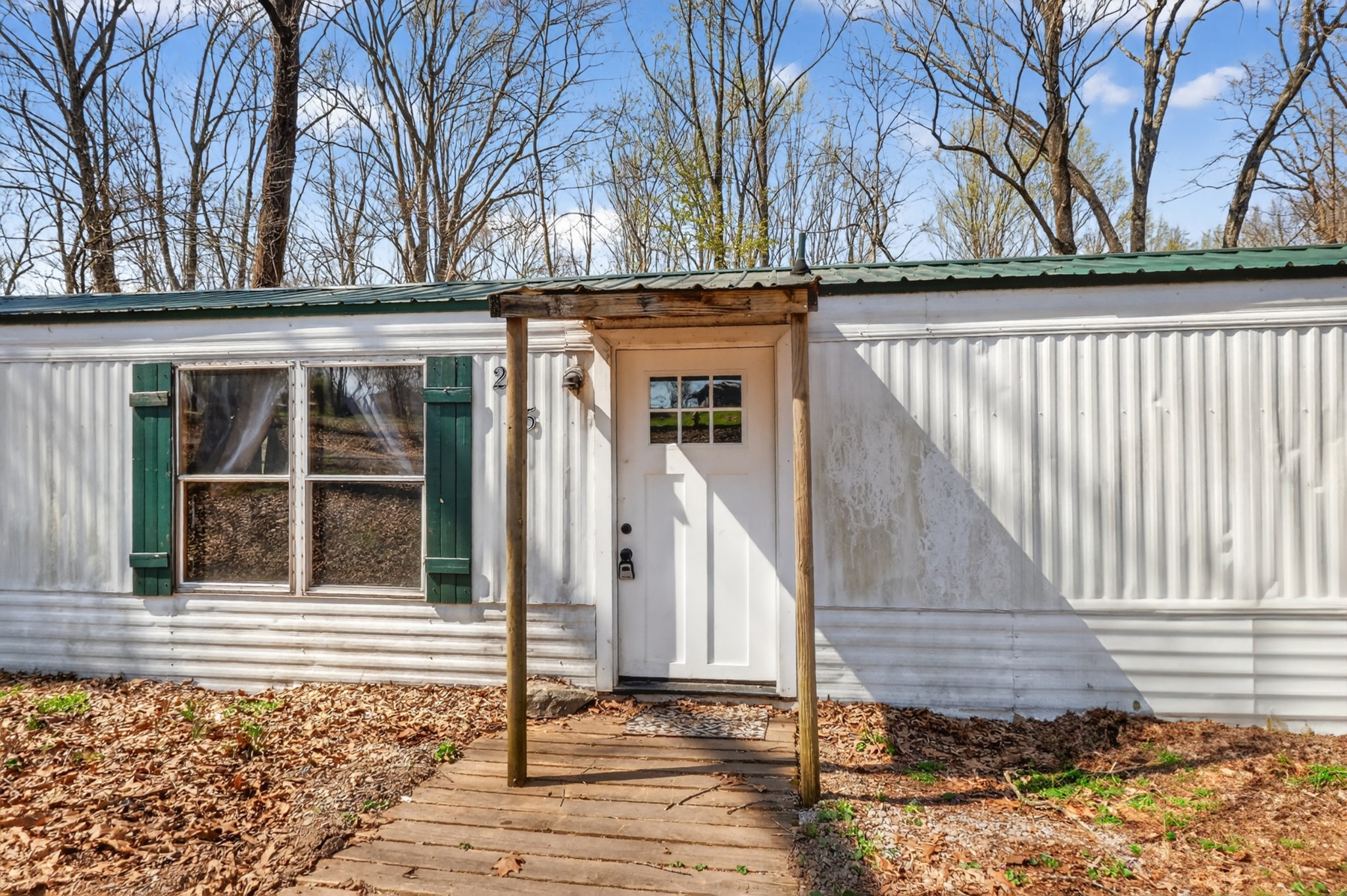 285 George Akins Rd, Westmoreland, TN 37186