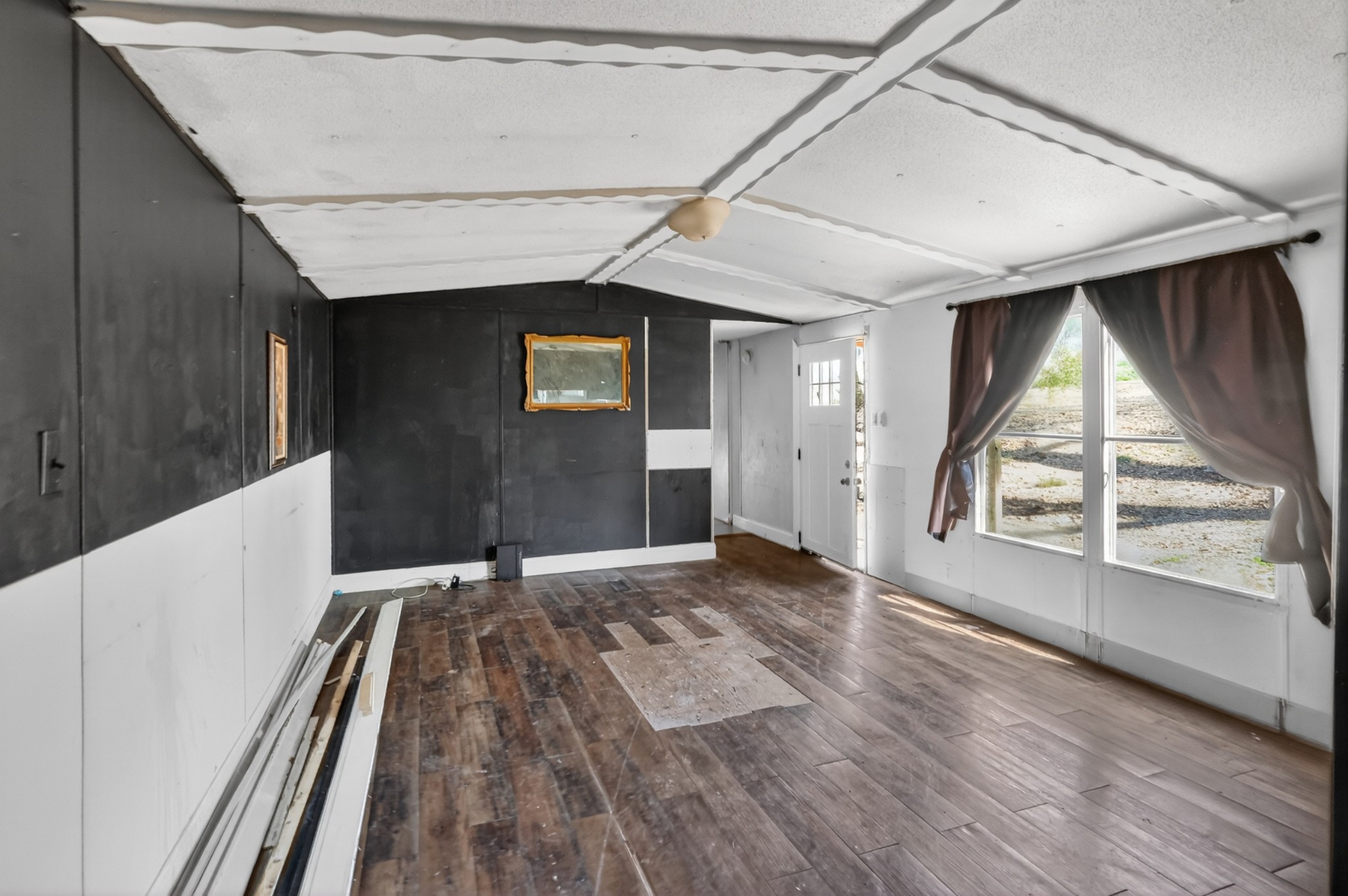 285 George Akins Rd, Westmoreland, TN 37186