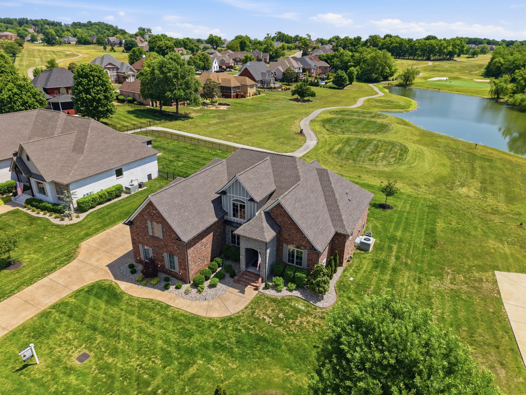 307 Five Oaks Blvd, Lebanon, TN 37087