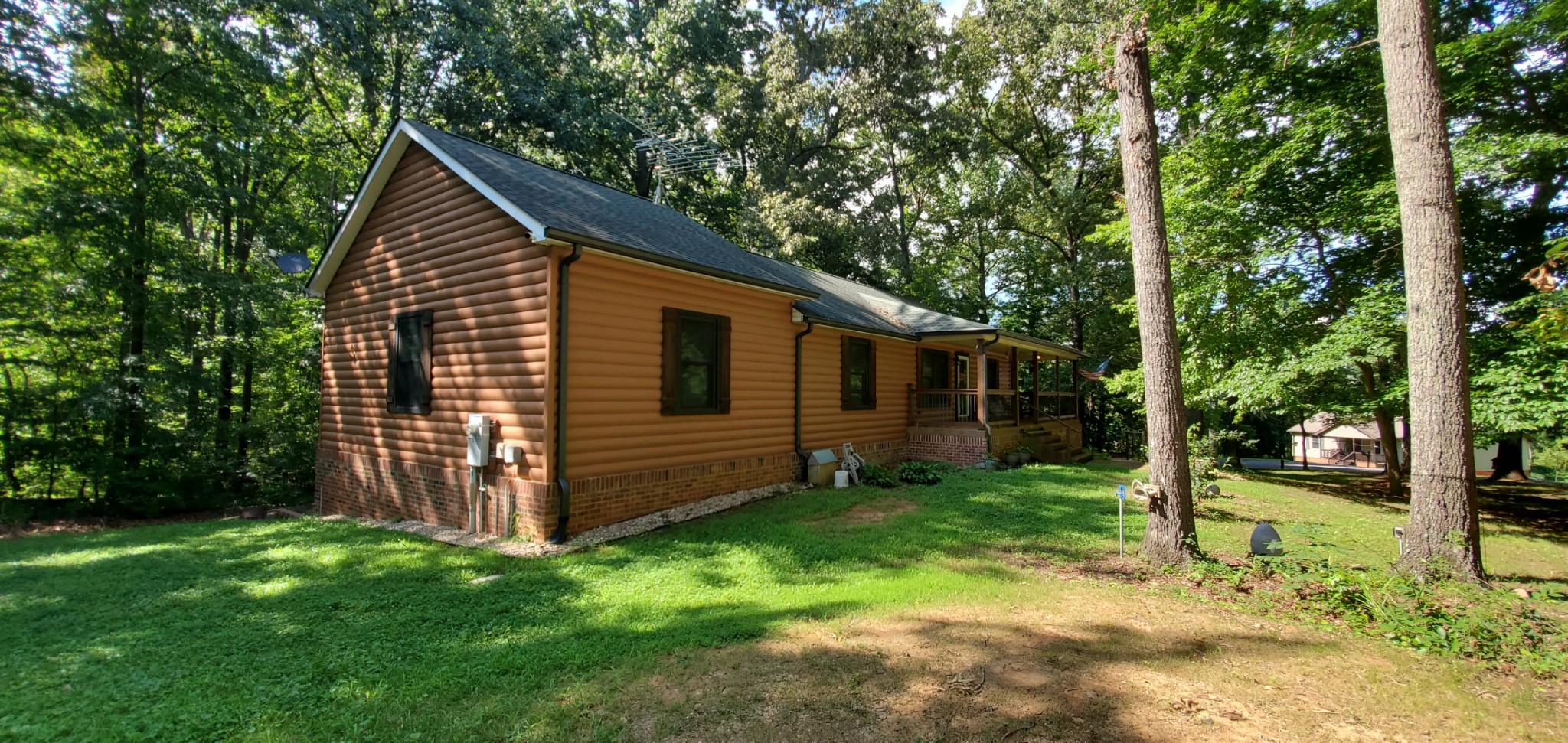 1109 Ellis Ct, Chapmansboro, TN 37035