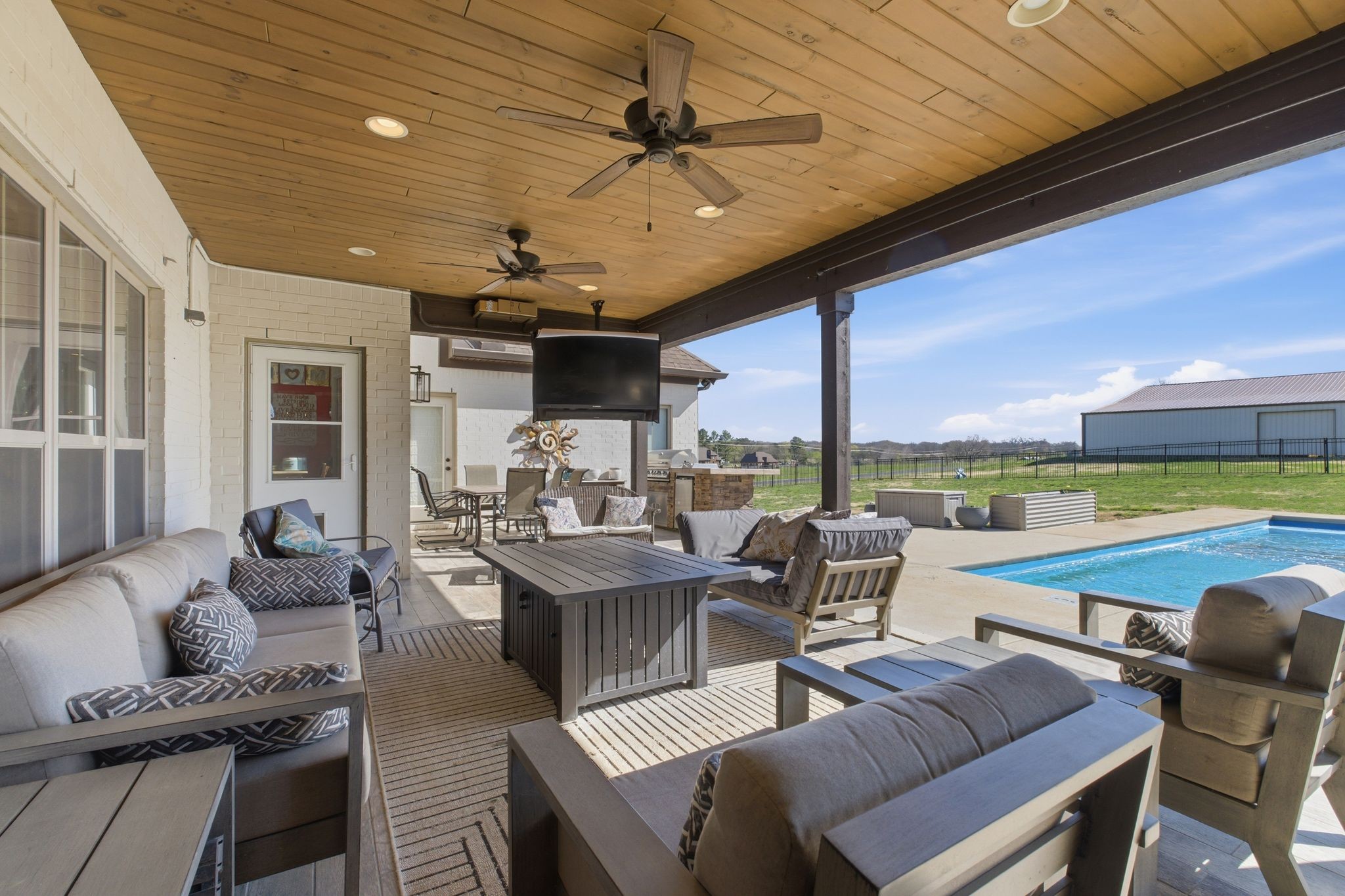 2474 Double Log Cabin Rd, Lebanon, TN 37087
