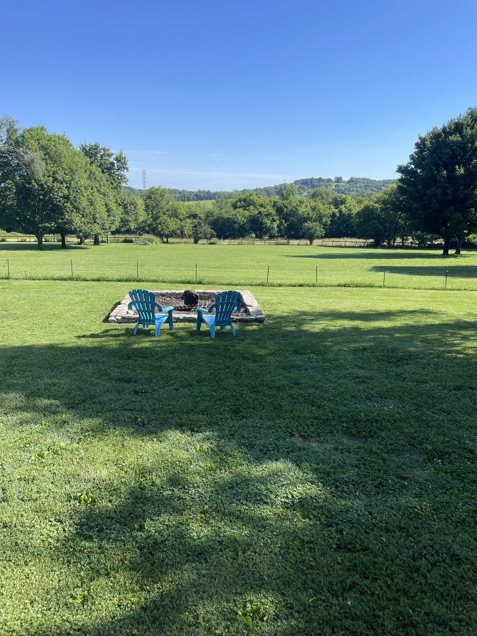 1610 Stop 30 Rd, Hendersonville, TN 37075