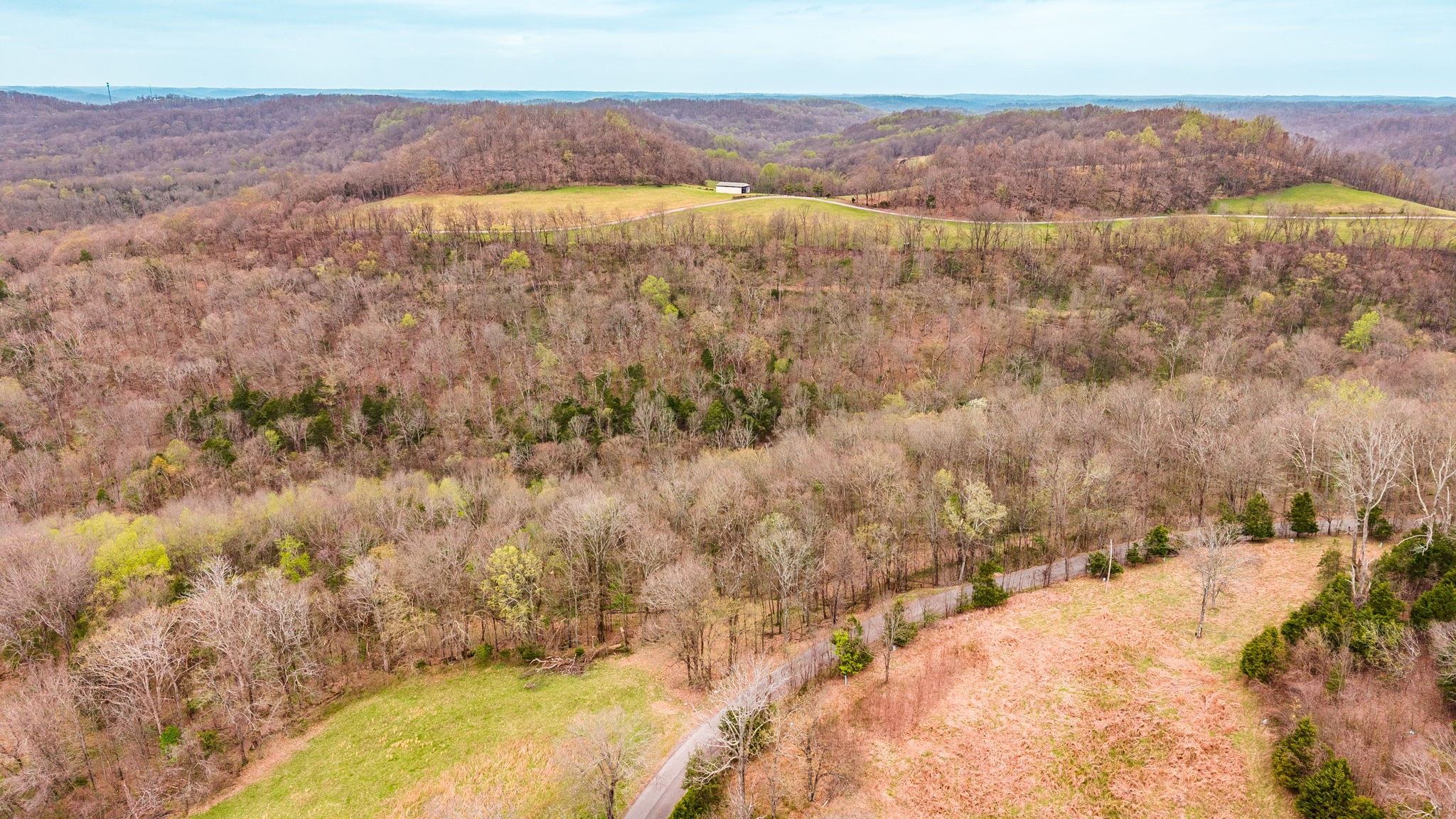 0 Wolf Hill Rd, Bethpage, TN 37022