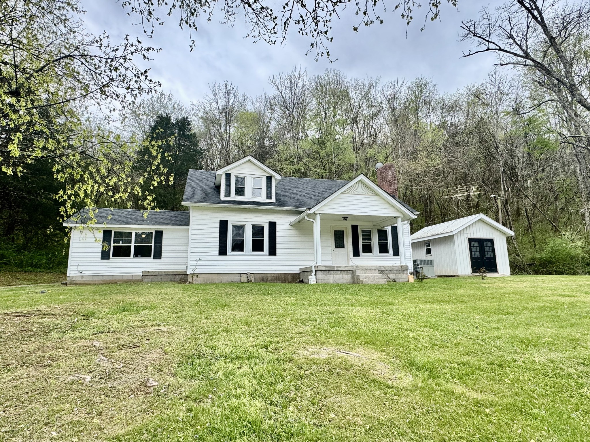 260 Defeated Creek Hwy, Carthage, TN 37030