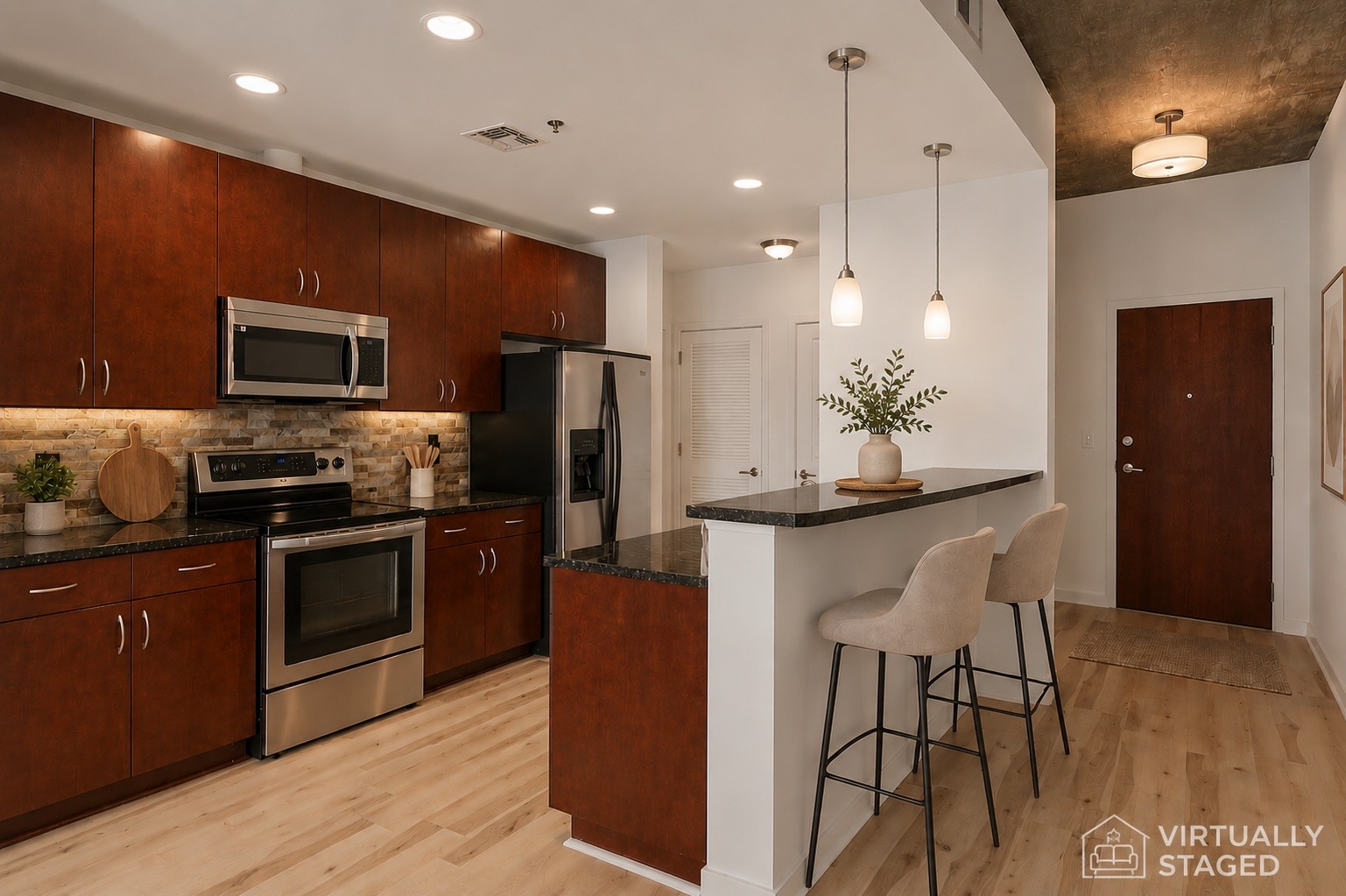301 Demonbreun St #906, Nashville, TN 37201