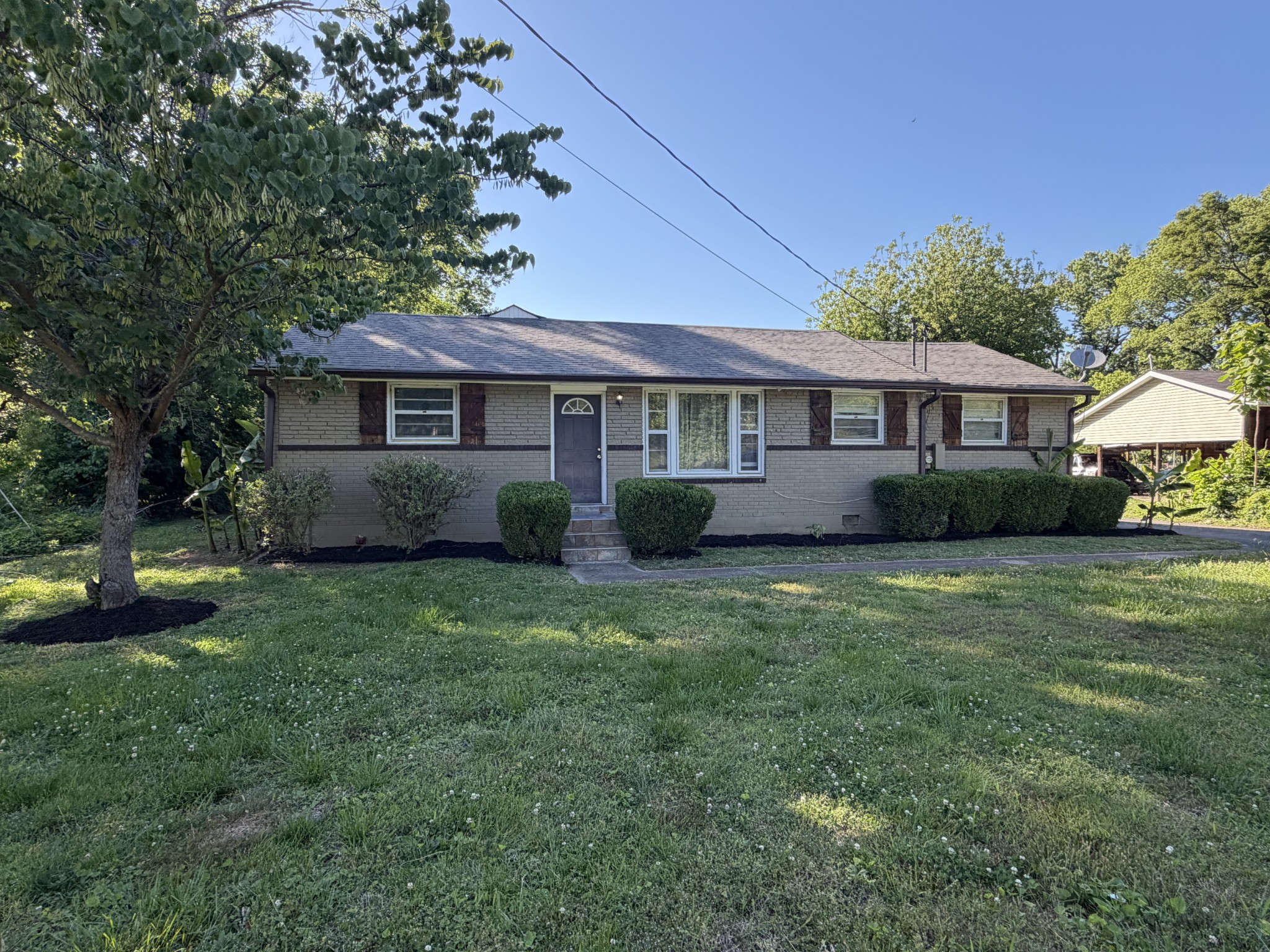 340 Foxglove Dr, Nashville, TN 37211