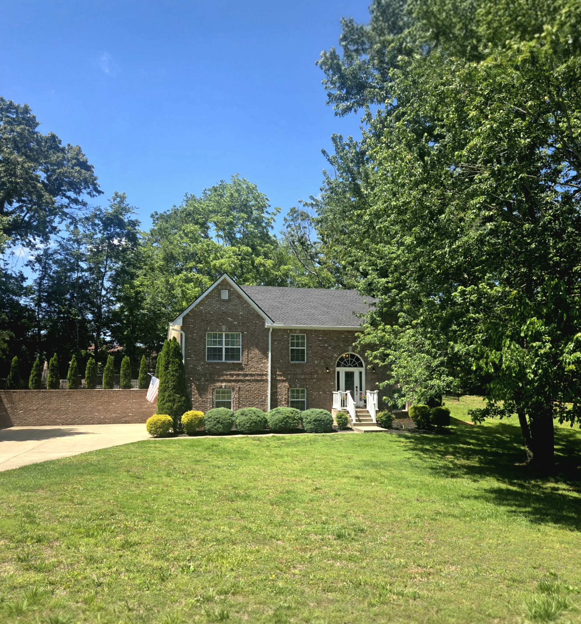 2034 Christy Ln, Greenbrier, TN 37073